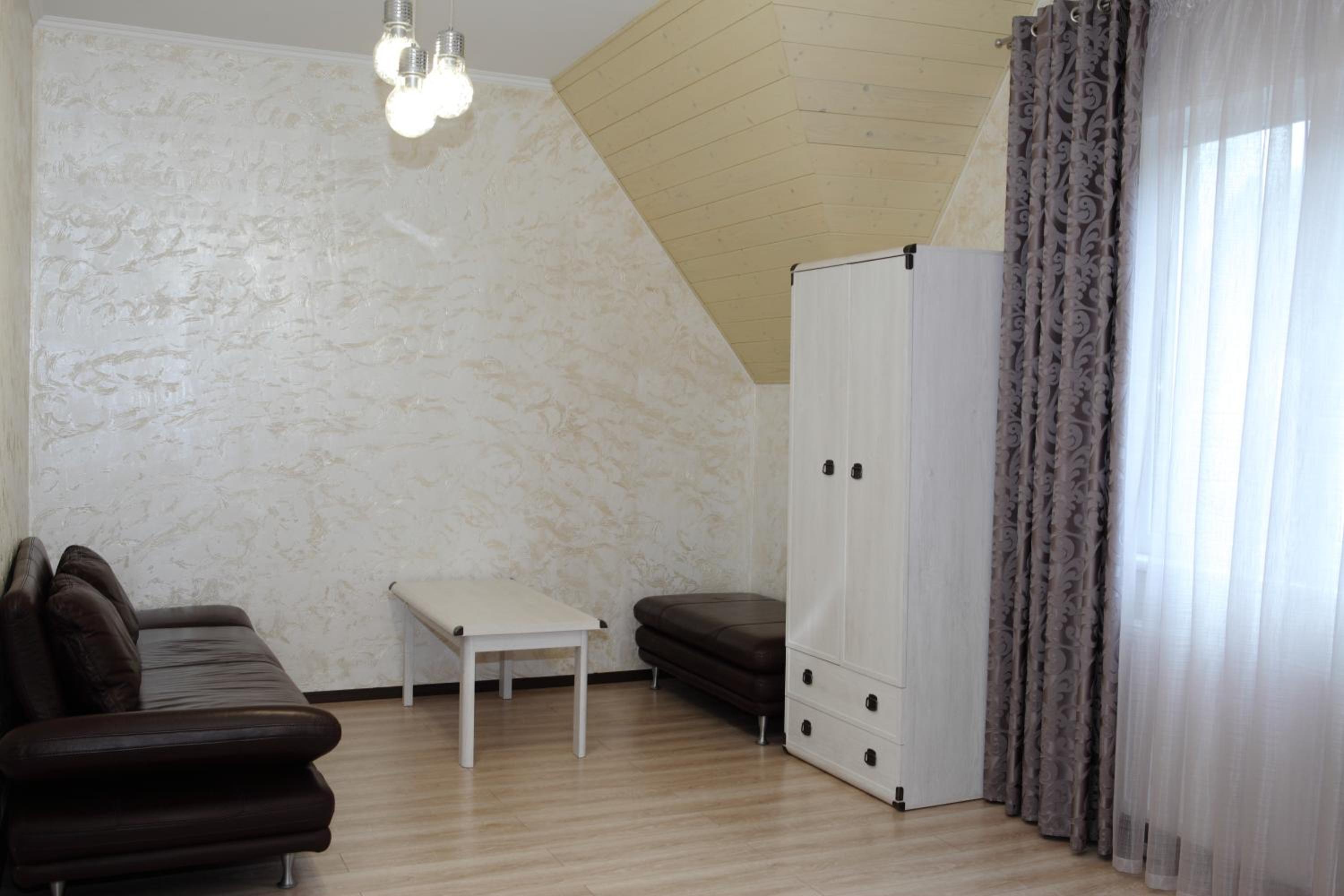 Deluxe One-Bedroom Apartment with City View