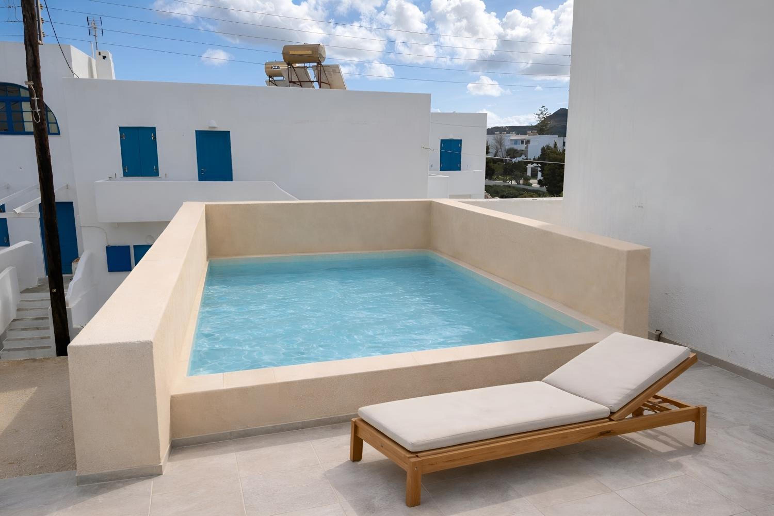Deluxe Suite with Sea View