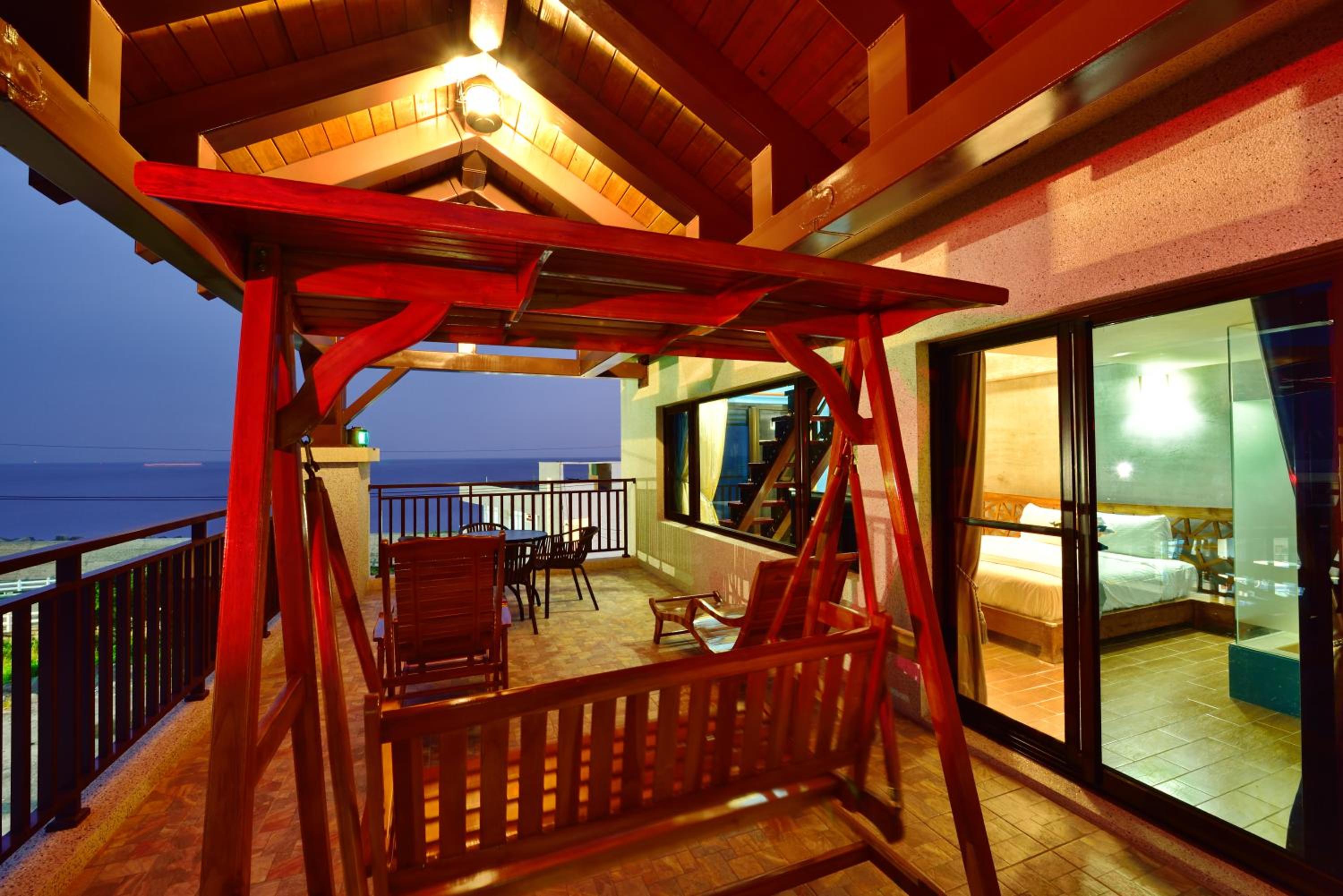 Quadruple Room with Balcony photo 1