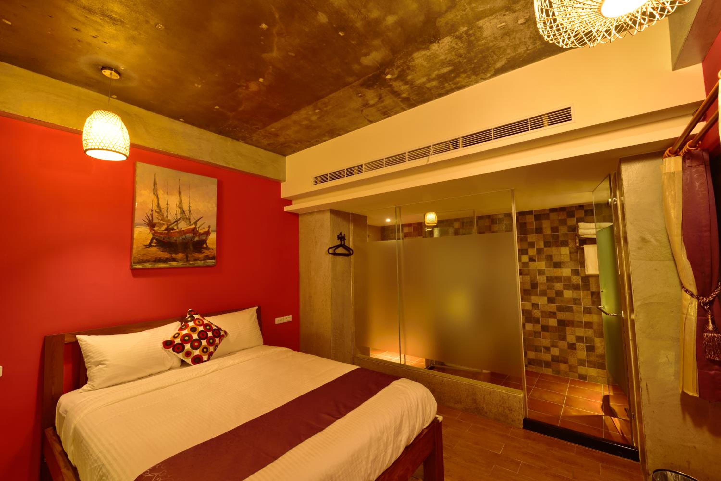 Quadruple Room with Balcony photo 3
