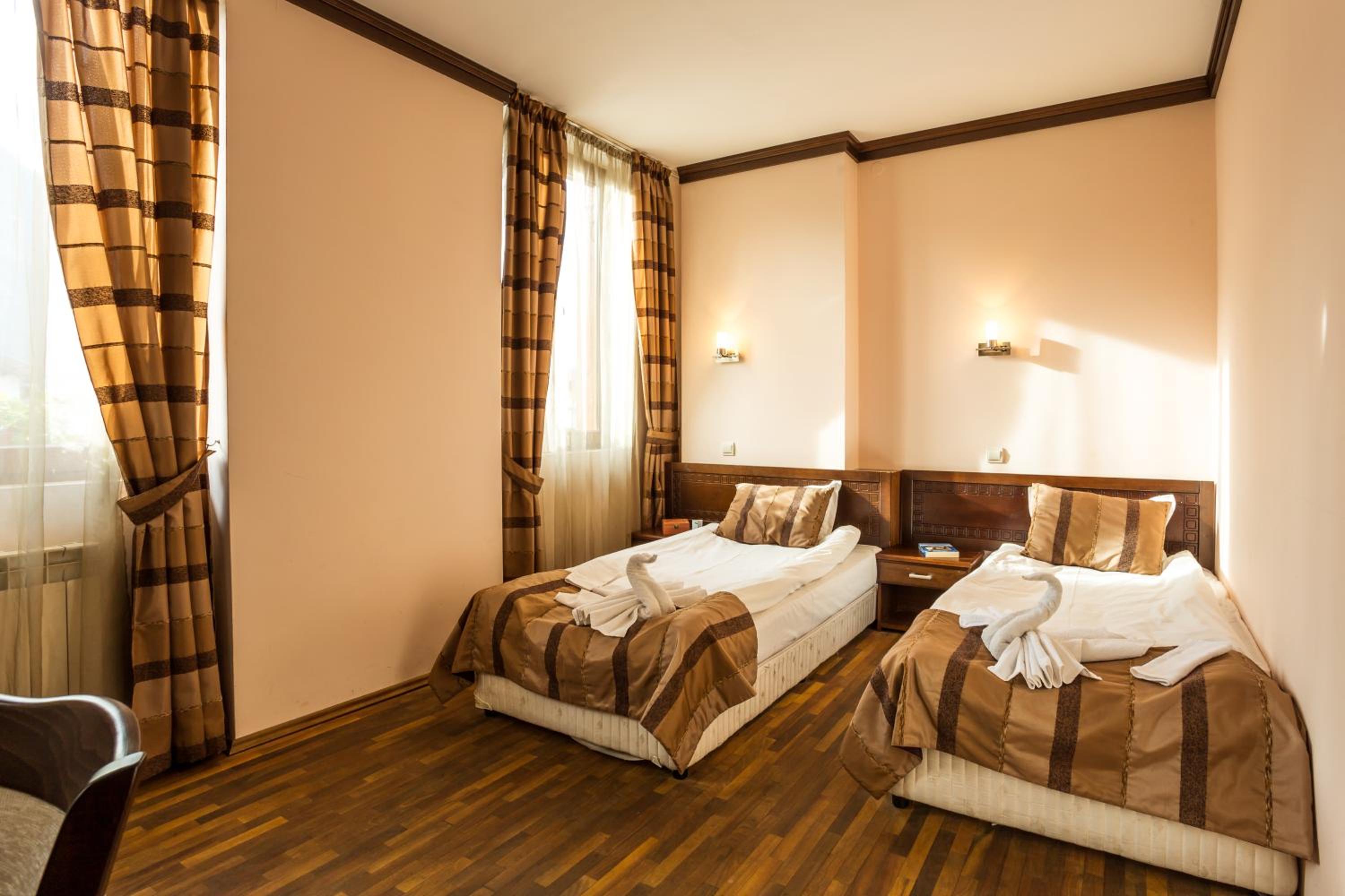 Single Room photo 2