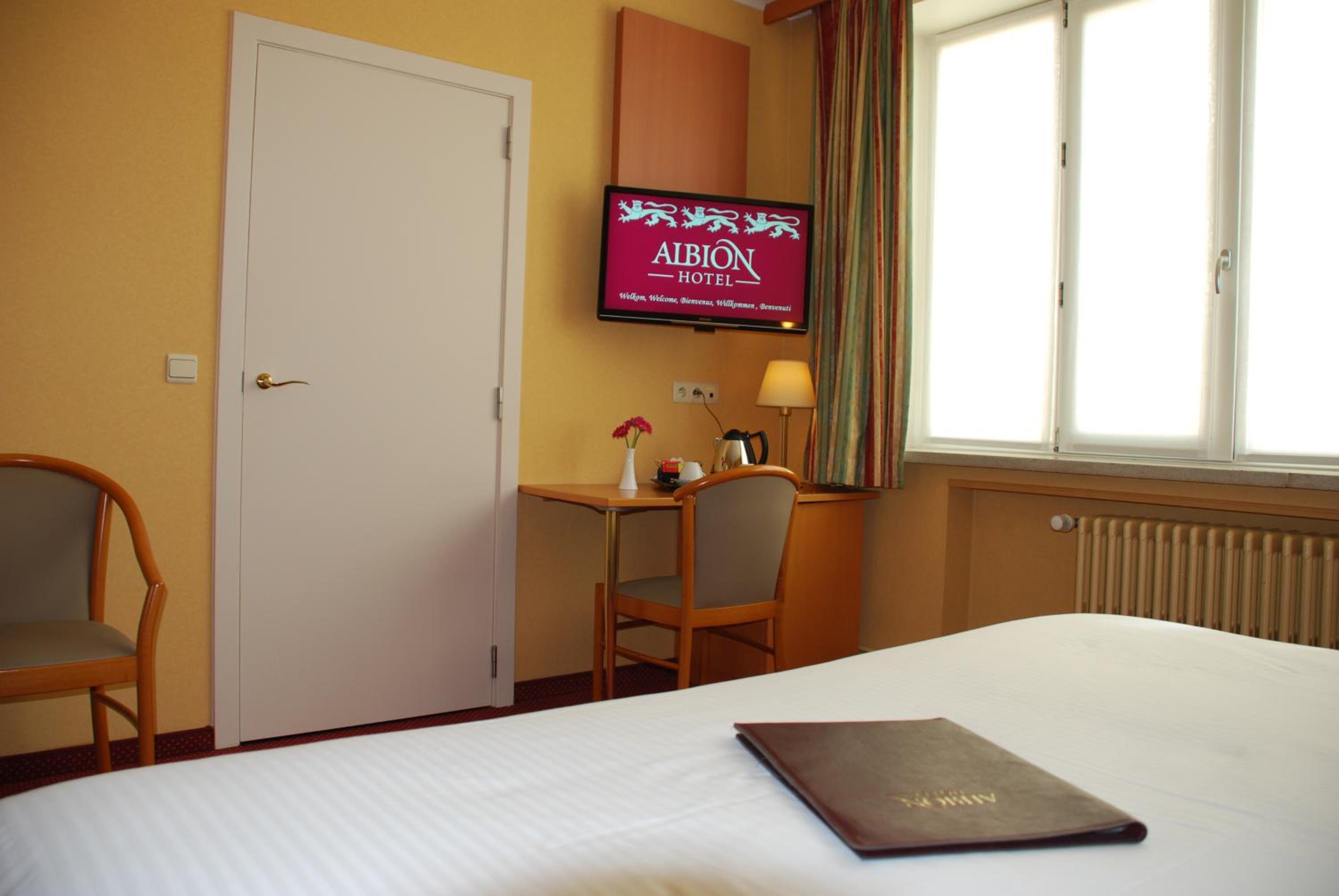 Classic Double Room - Photo 2