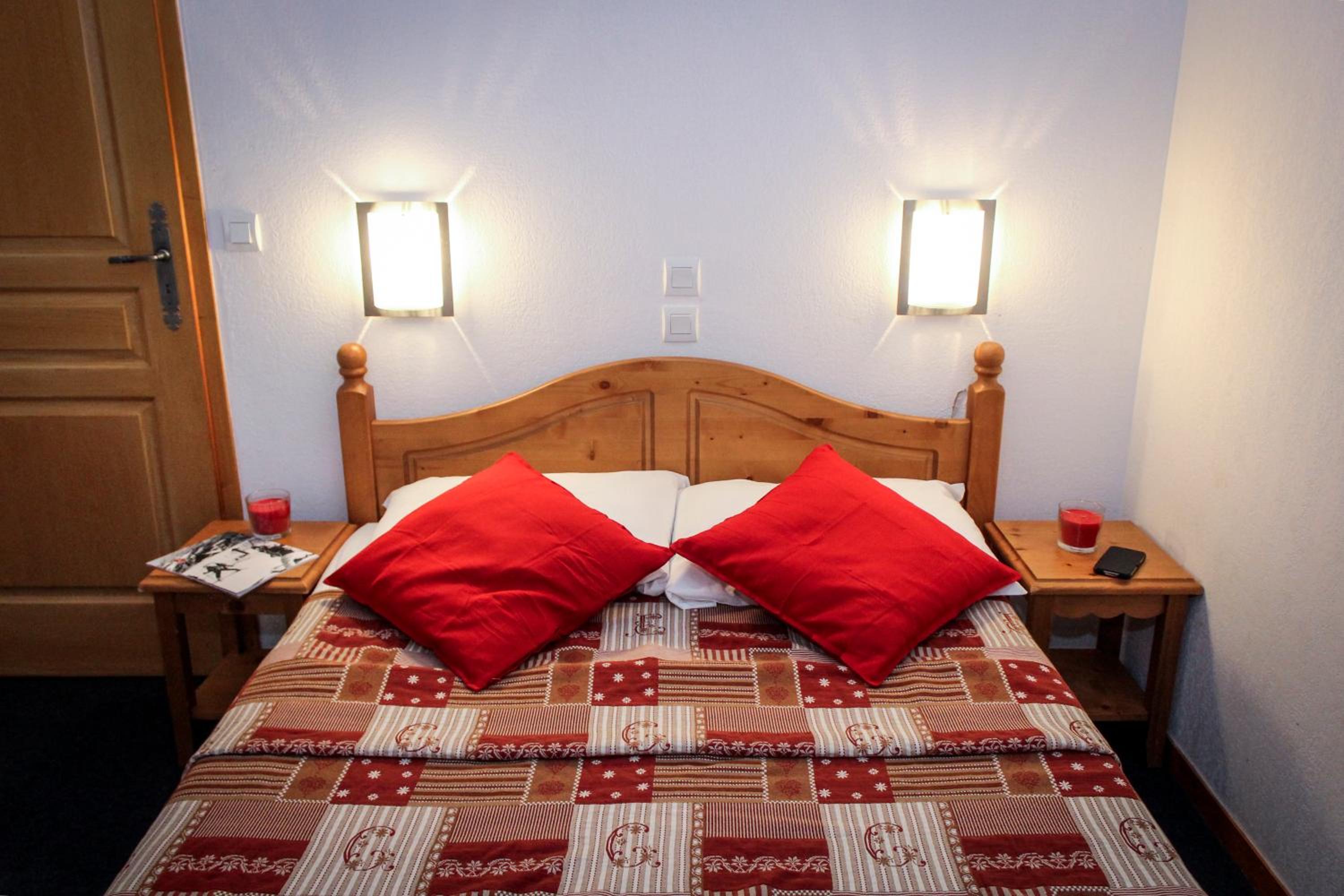 Three-Bedroom Apartment (8 Adults)