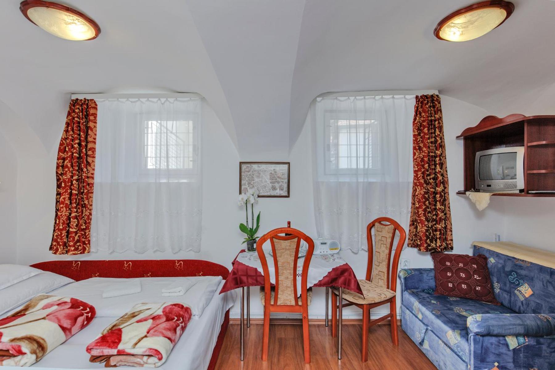 Two-Bedroom Apartment - Photo 4