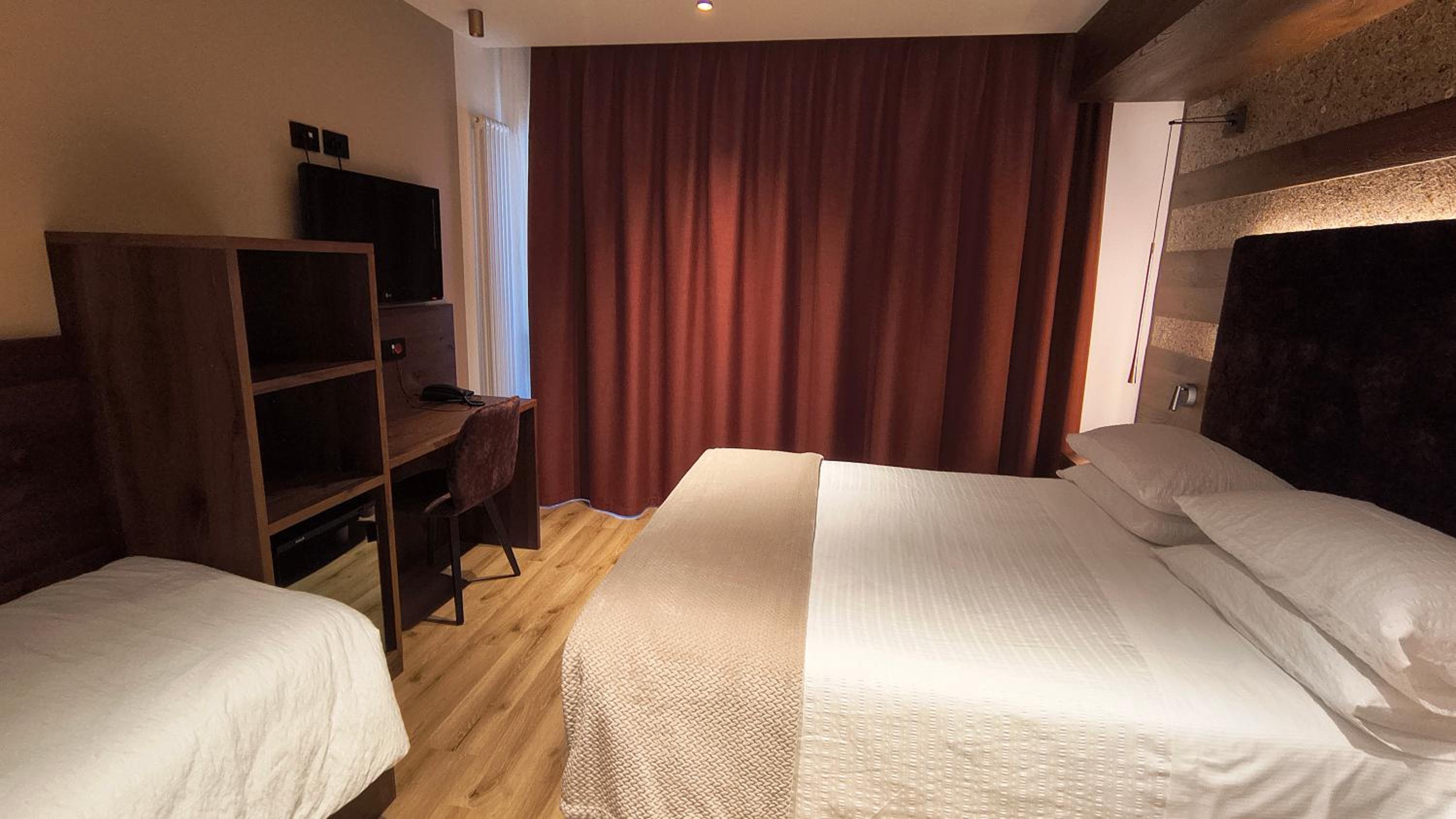 Deluxe Triple Room photo 1