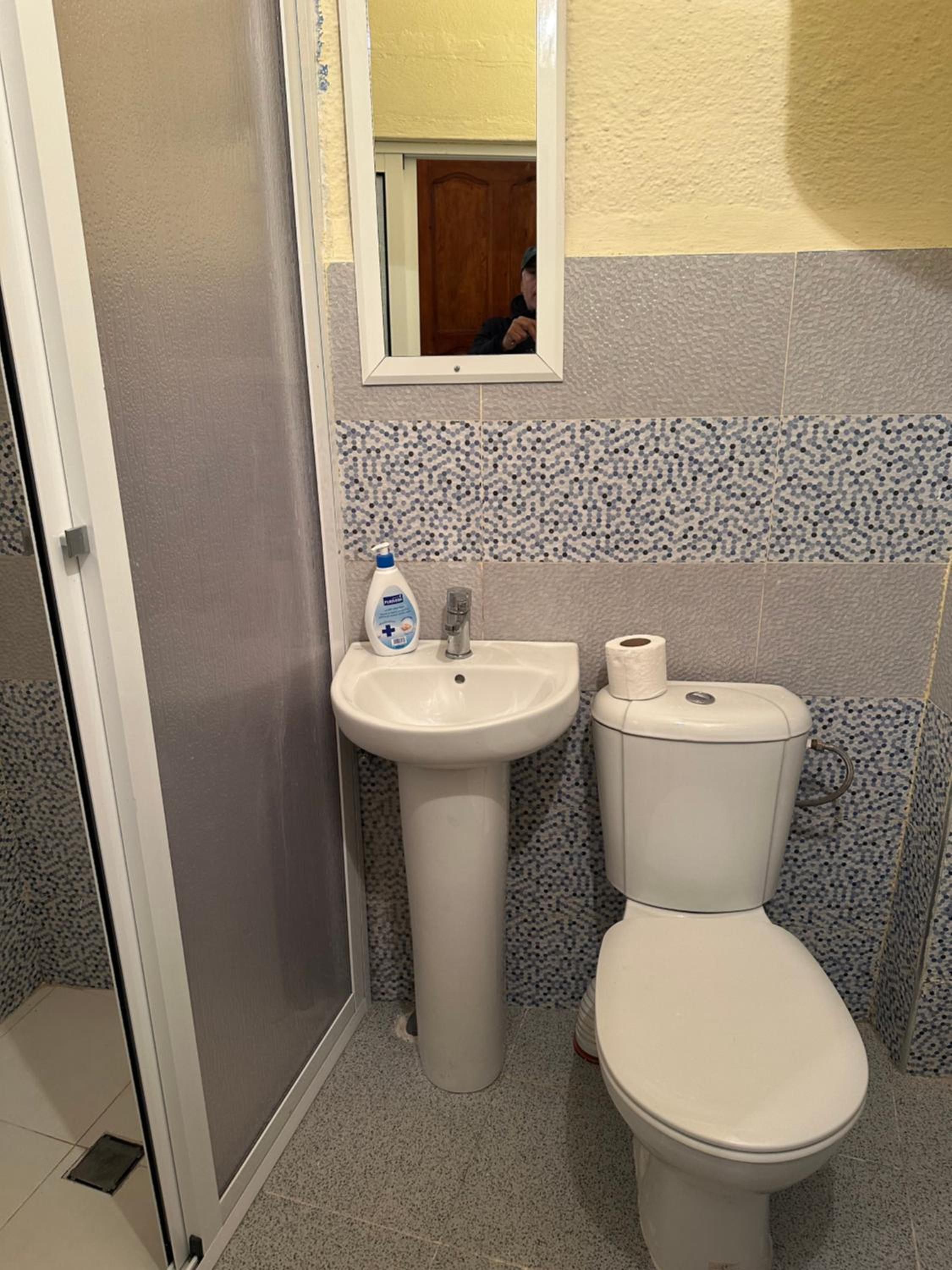 Budget Double Room photo 2