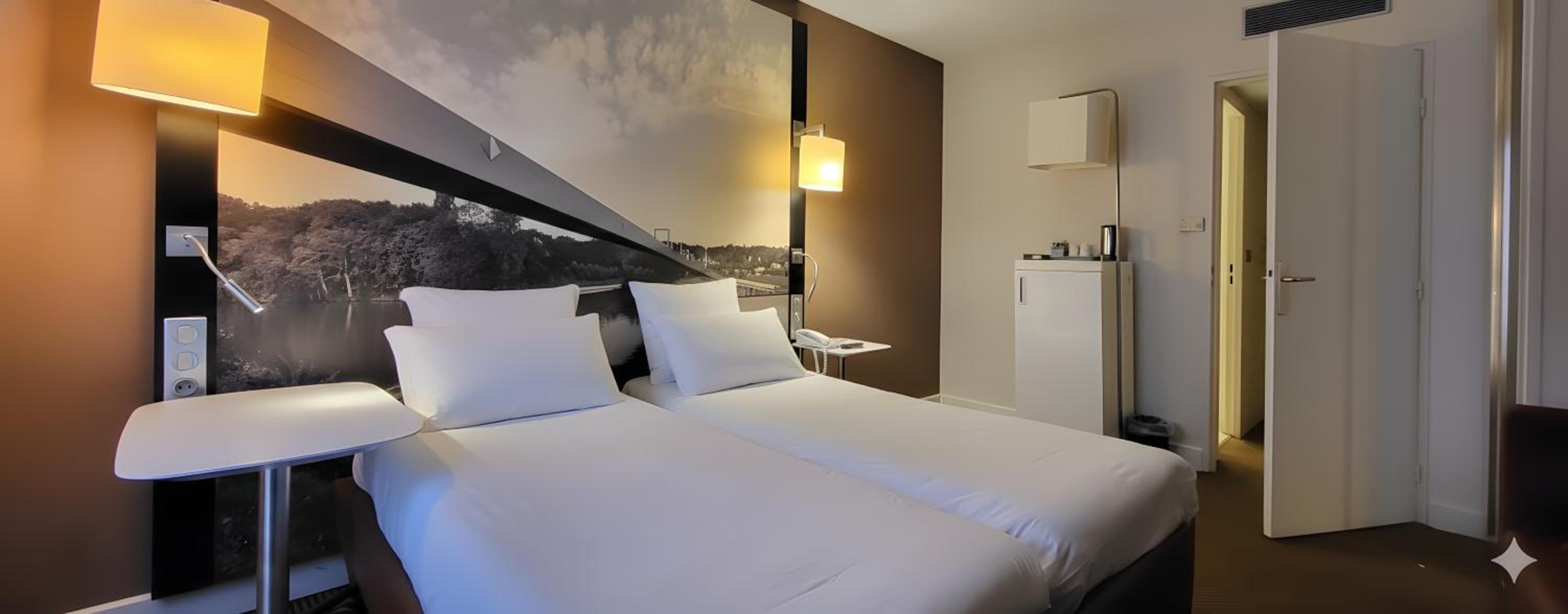 Classic Twin Room - Photo 2