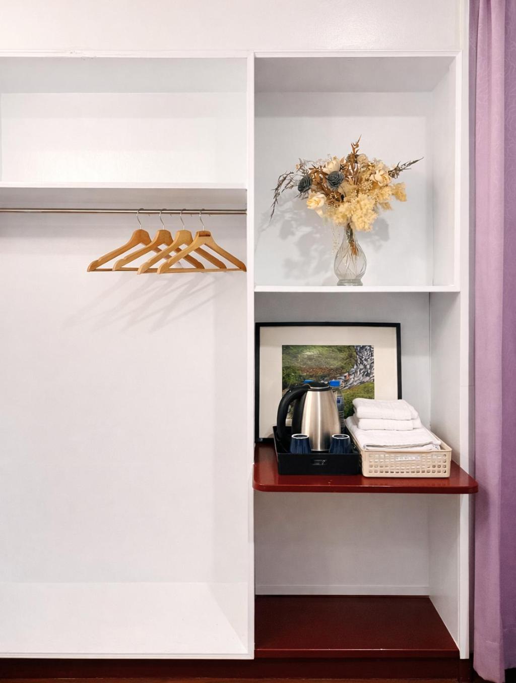 No Window – Standard Double Room photo 2