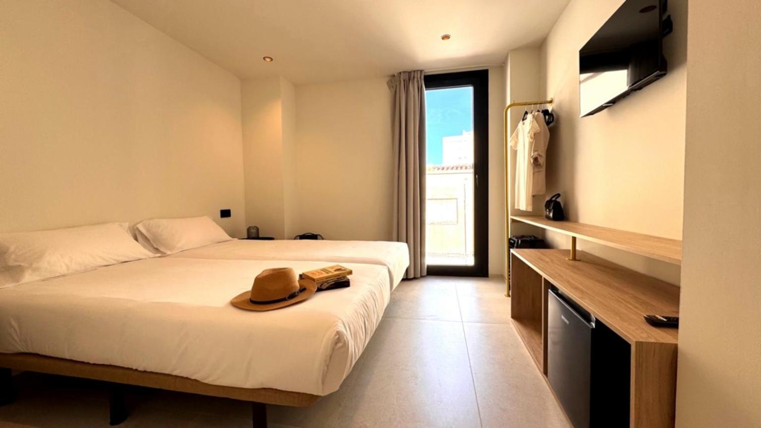 Deluxe Double Room photo 3