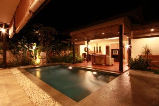 Two-Bedroom Villa with Private Pool - Photo 8