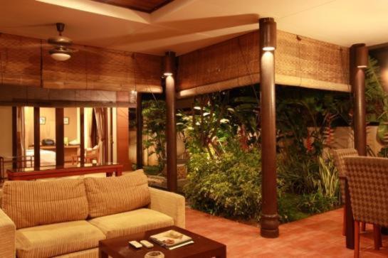 Two-Bedroom Villa with Private Pool - Photo 7