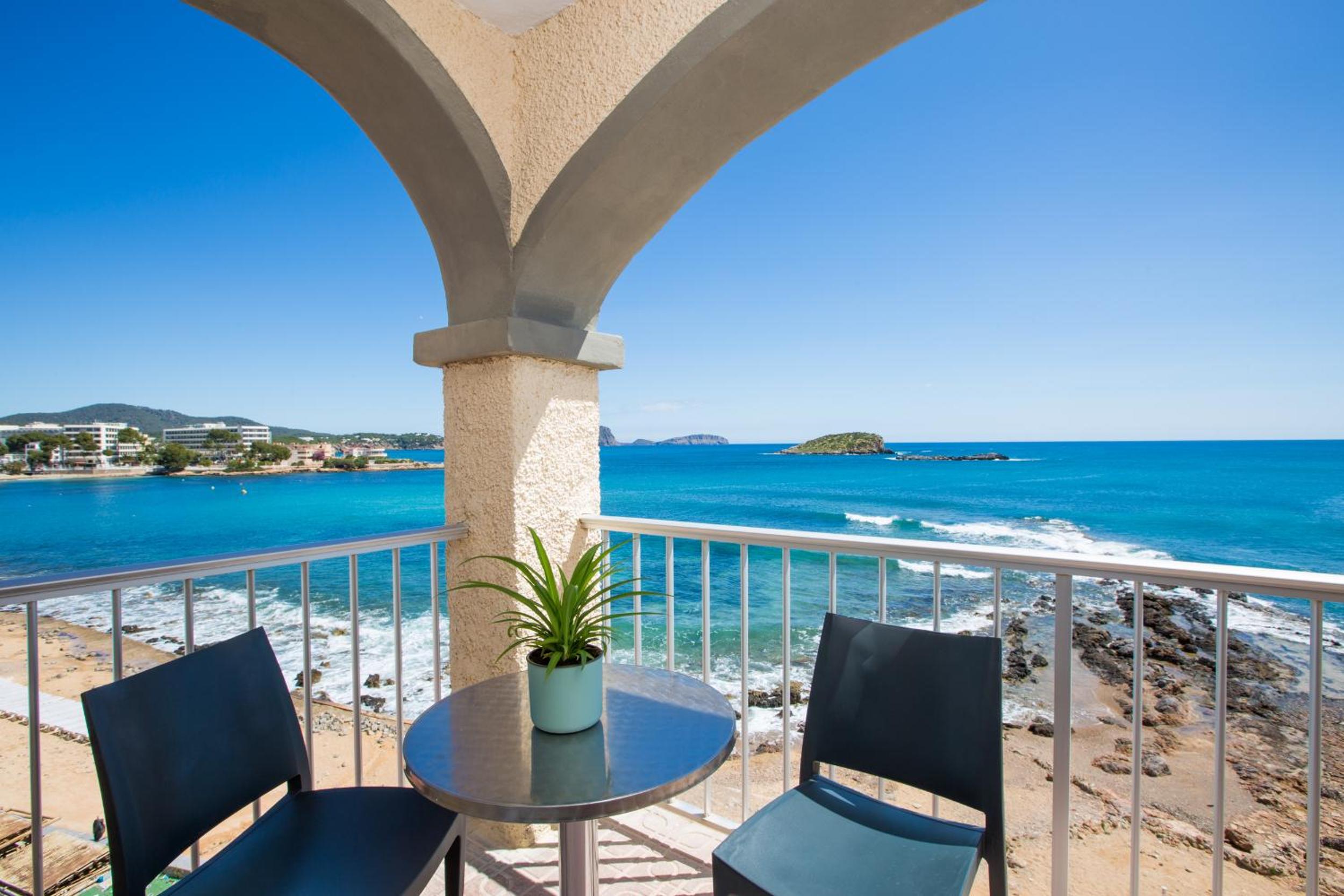 Studio with Premium Sea View photo 2