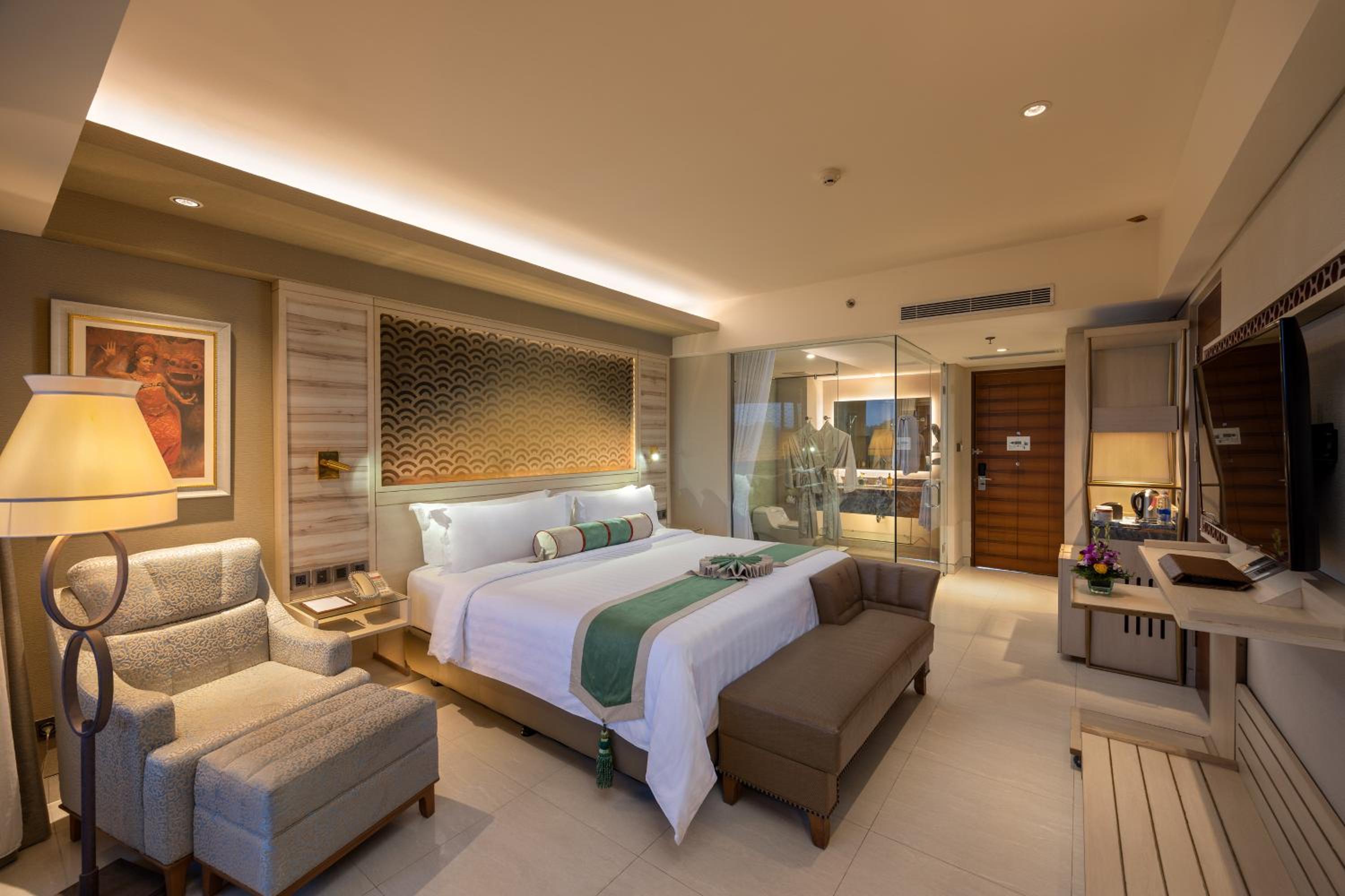 Flash Deal - Deluxe Room 