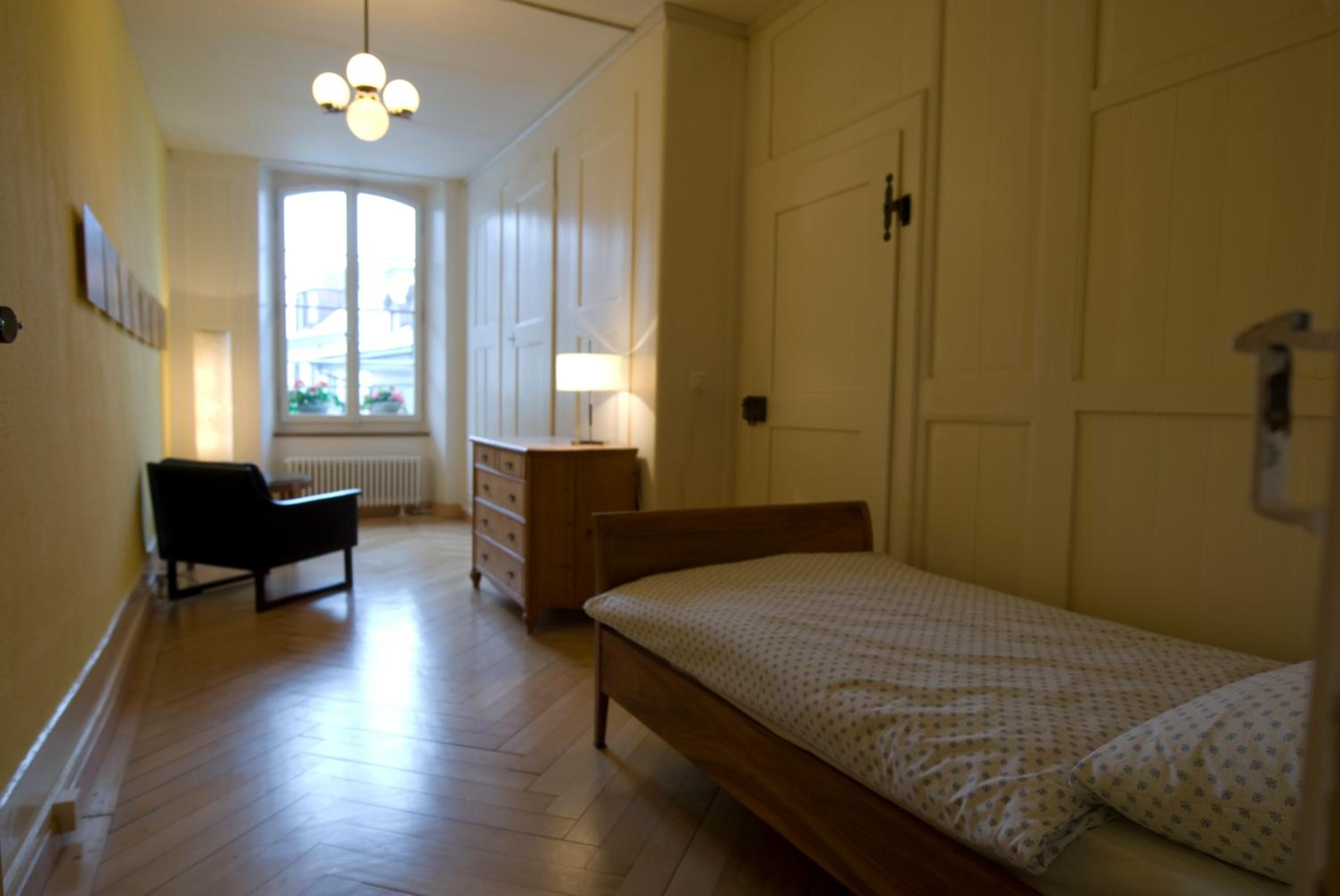 Single Room with Shared Bathroom