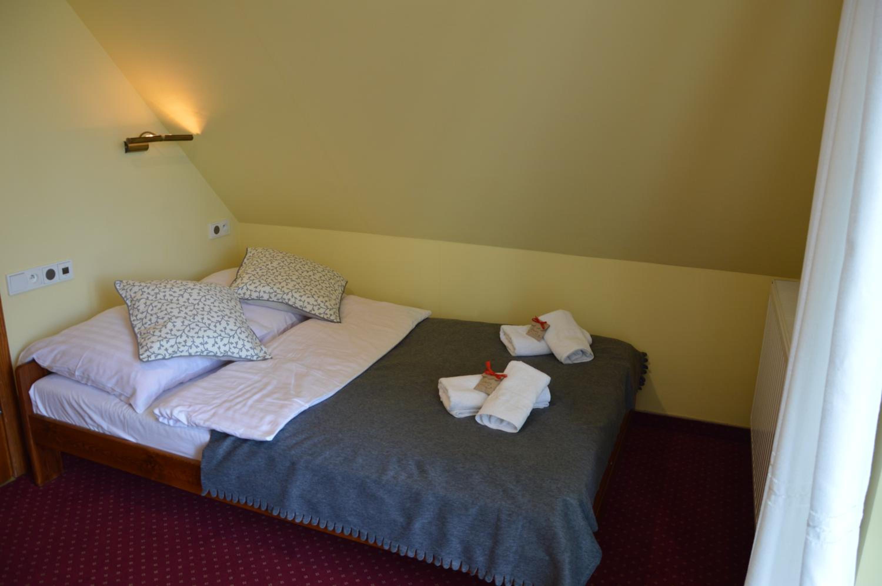 Double Room - Photo 4