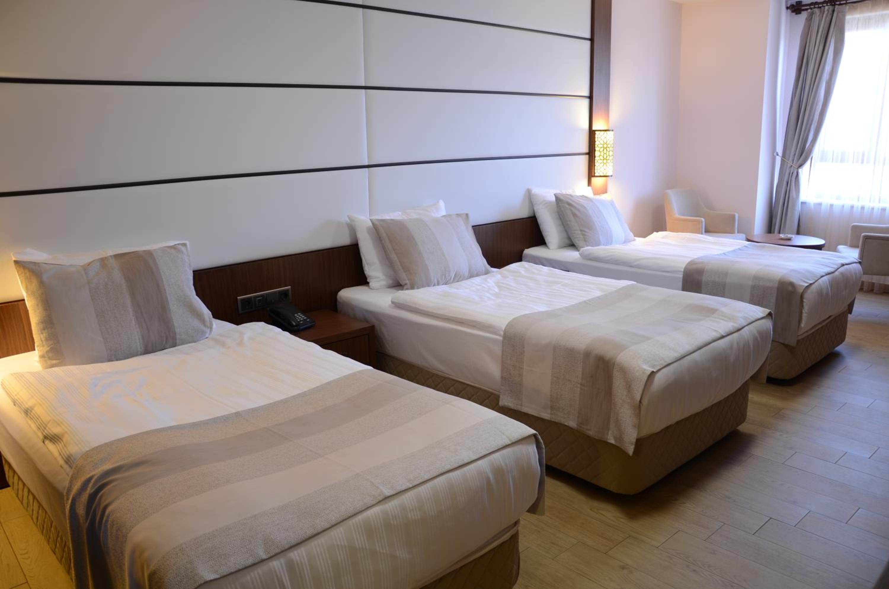 Standard Triple Room photo 3