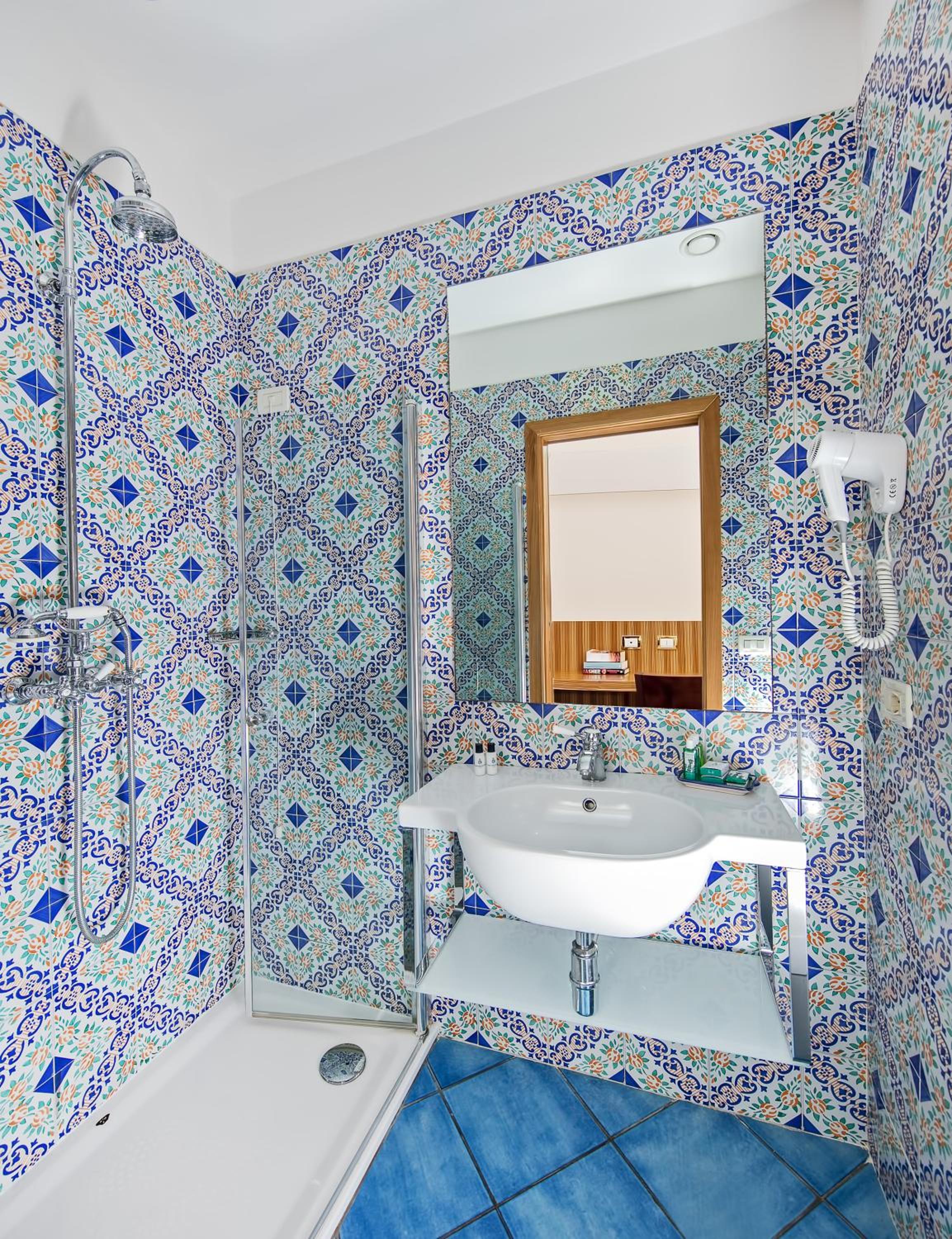 Classic Double Room - Photo 3