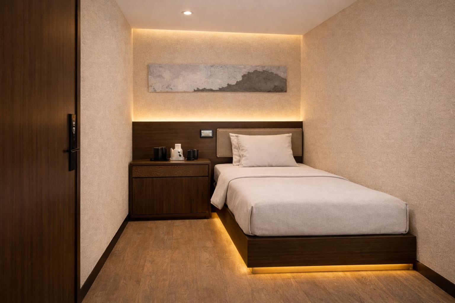 Deluxe Single Room