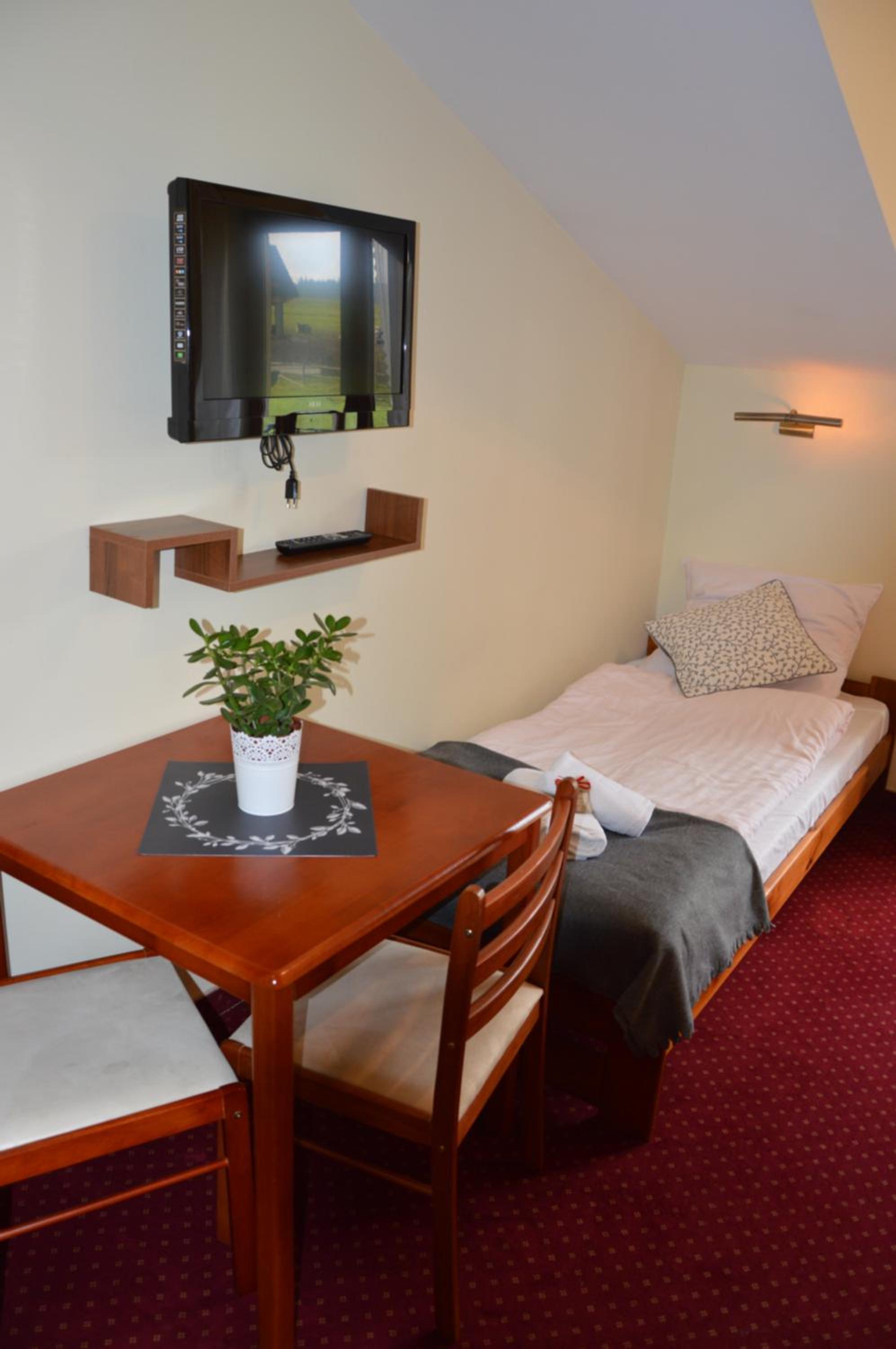 Triple Room - Photo 5