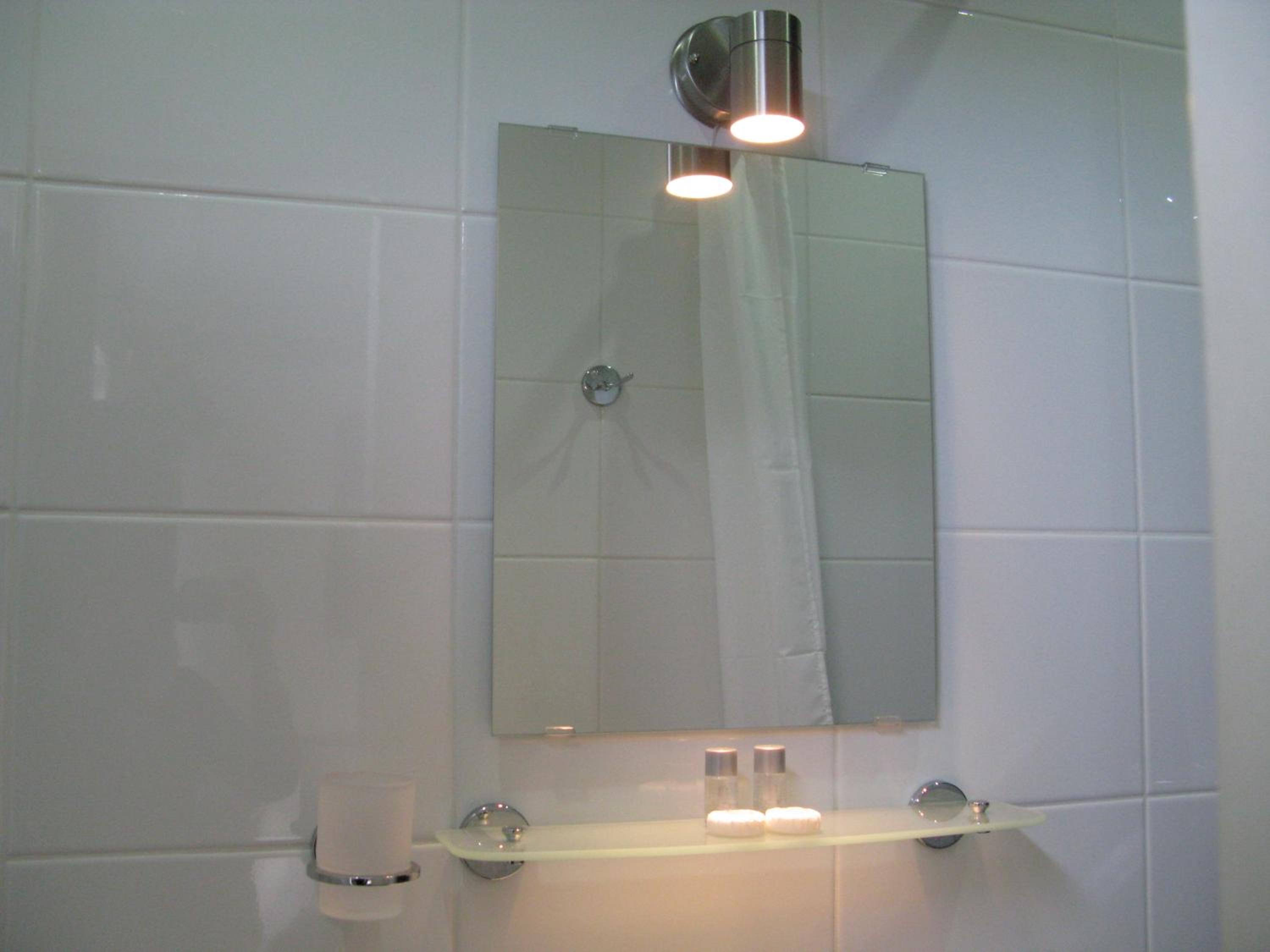 Double Room - Photo 17