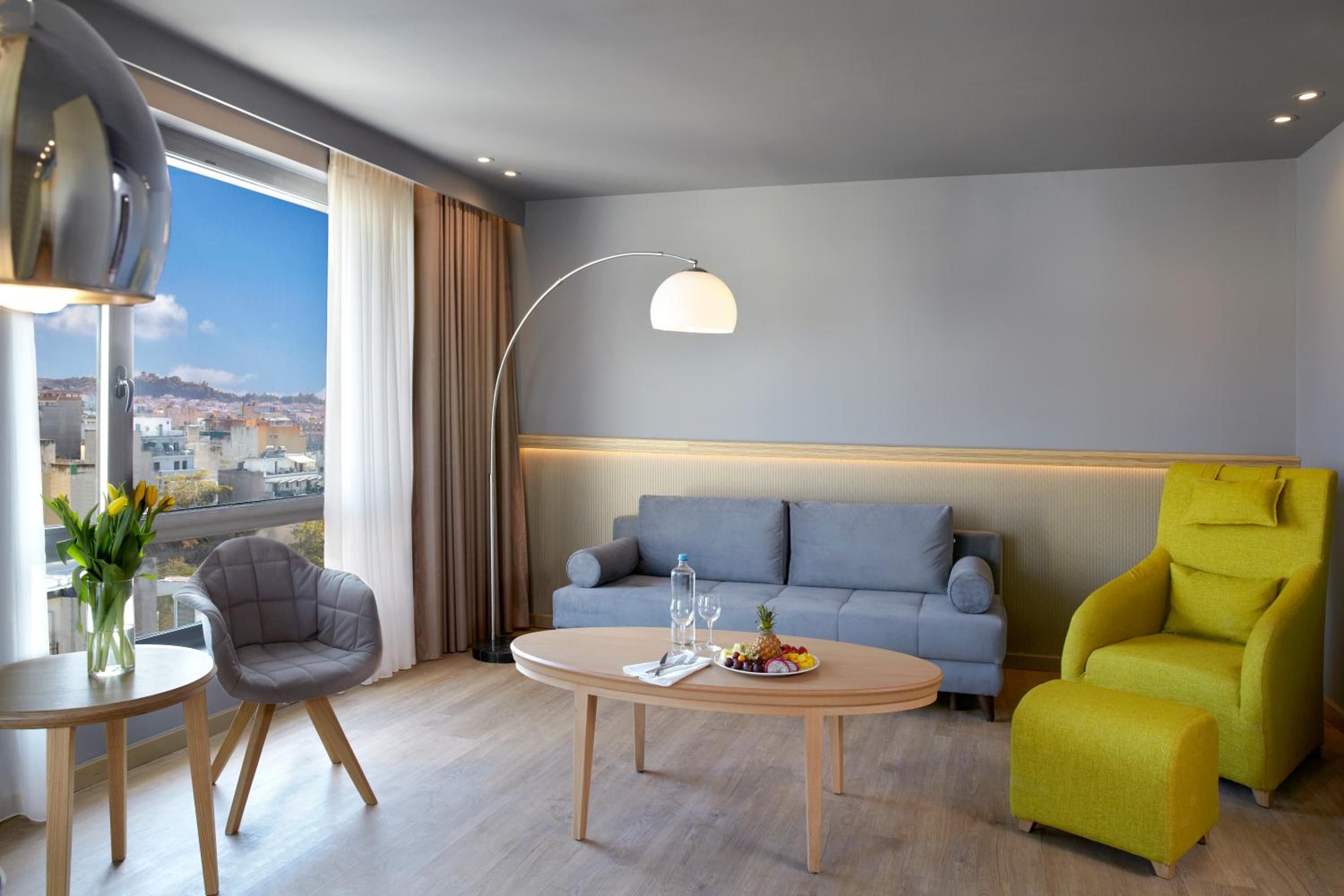 Executive Suite with City View photo 1