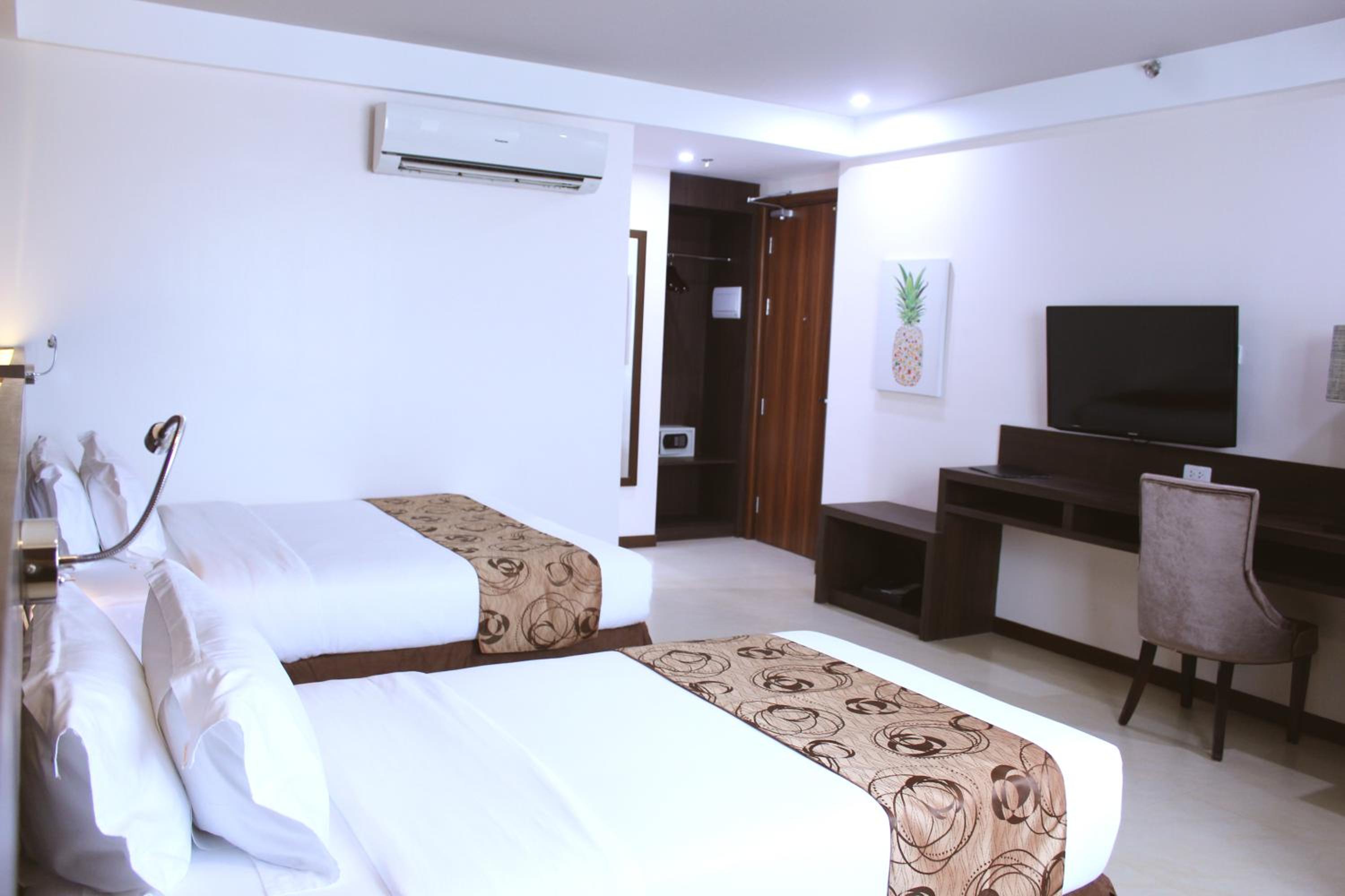 Standard Twin Room photo 3