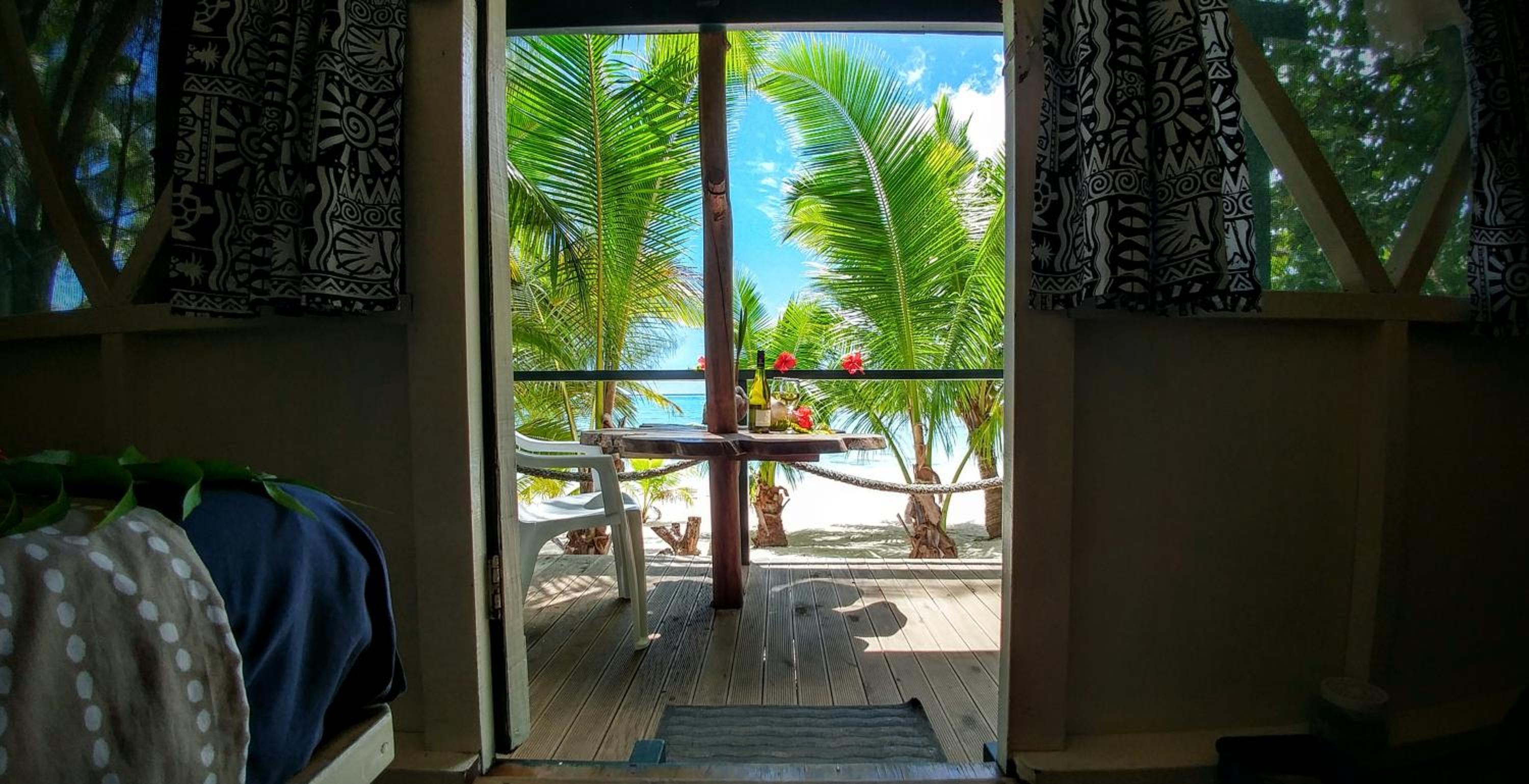 Low Tree House - Triple Room photo 2