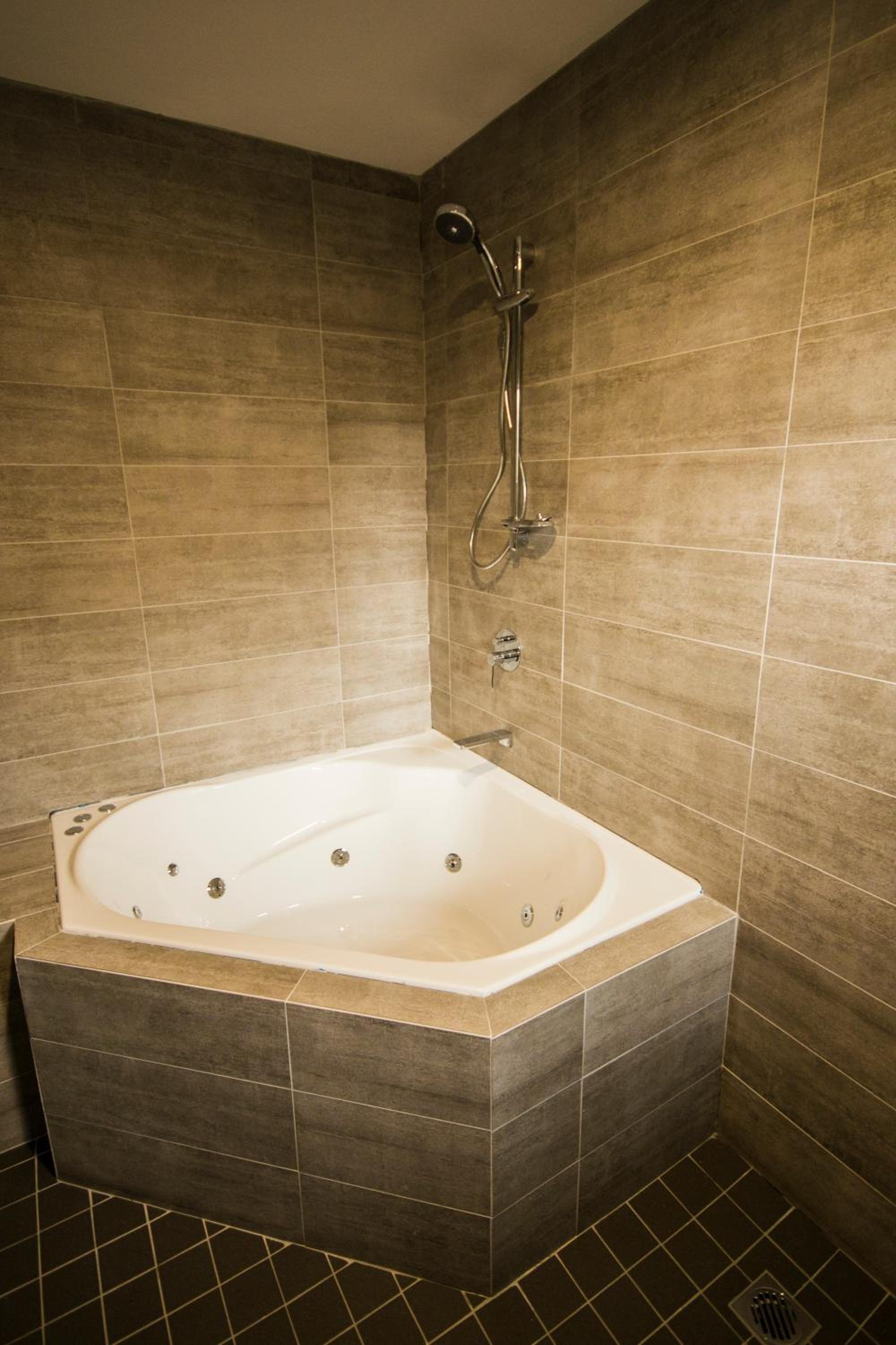 King Spa Suite photo 2