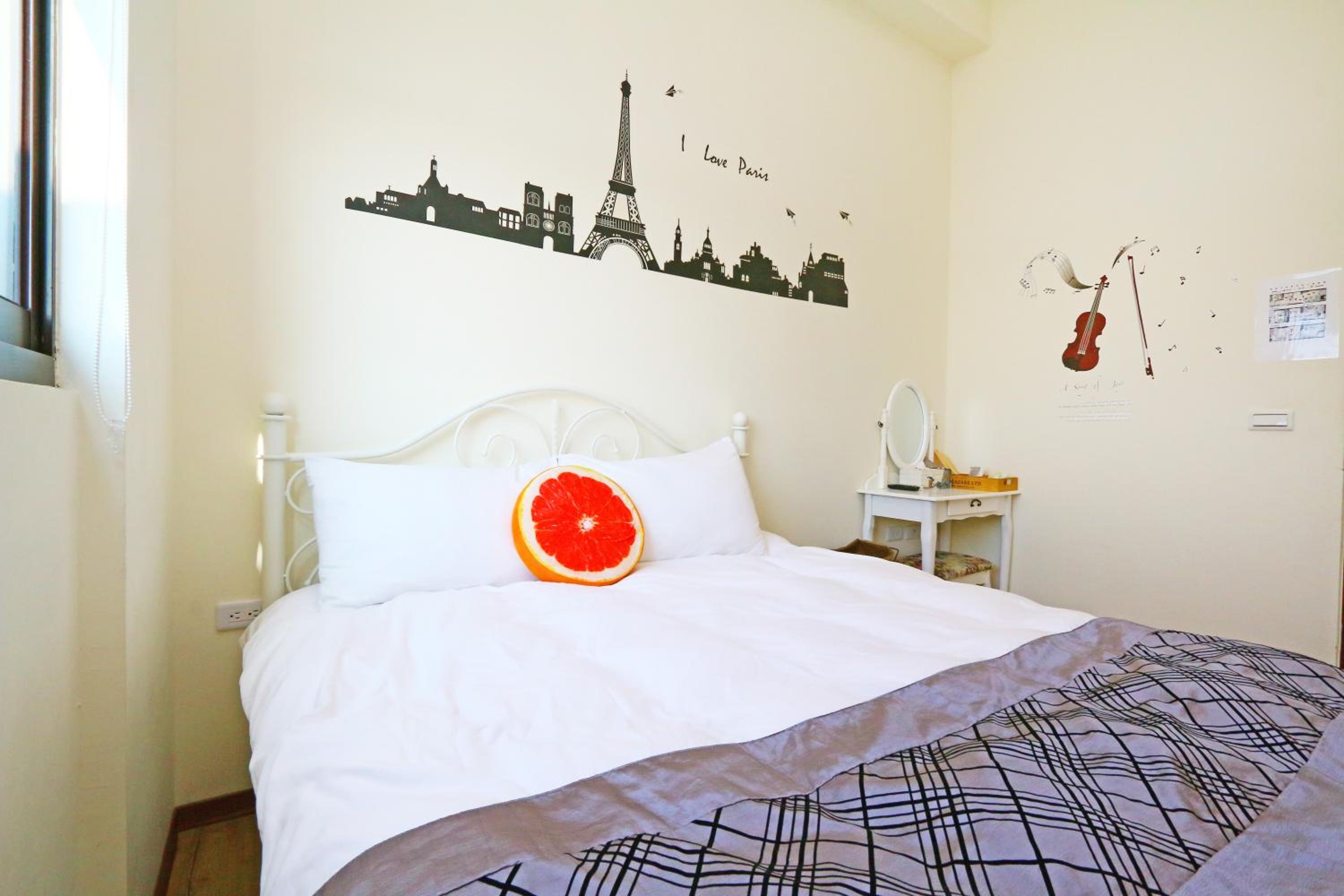 Small Double Room photo 2