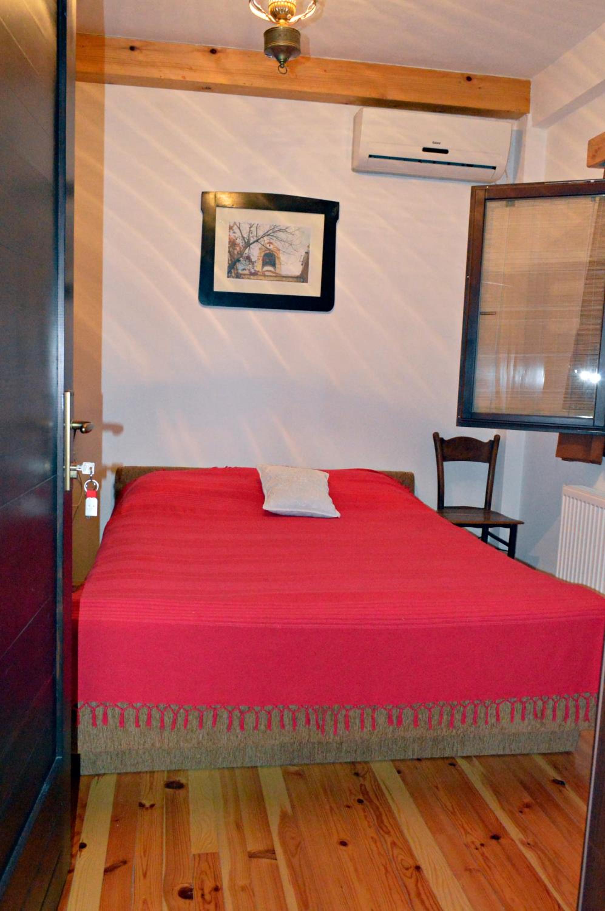 Apartment with Lake View photo 2