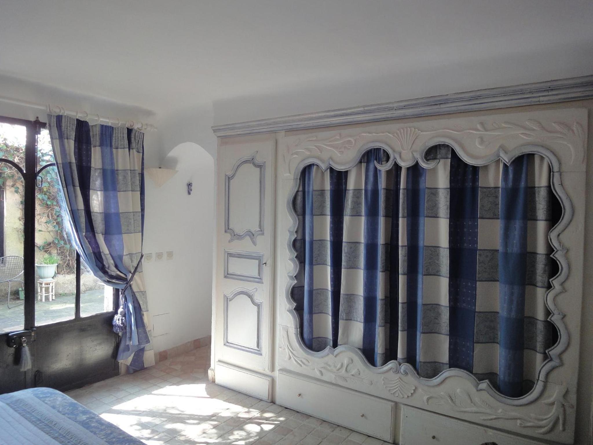 Deluxe Double or Twin Room photo 2