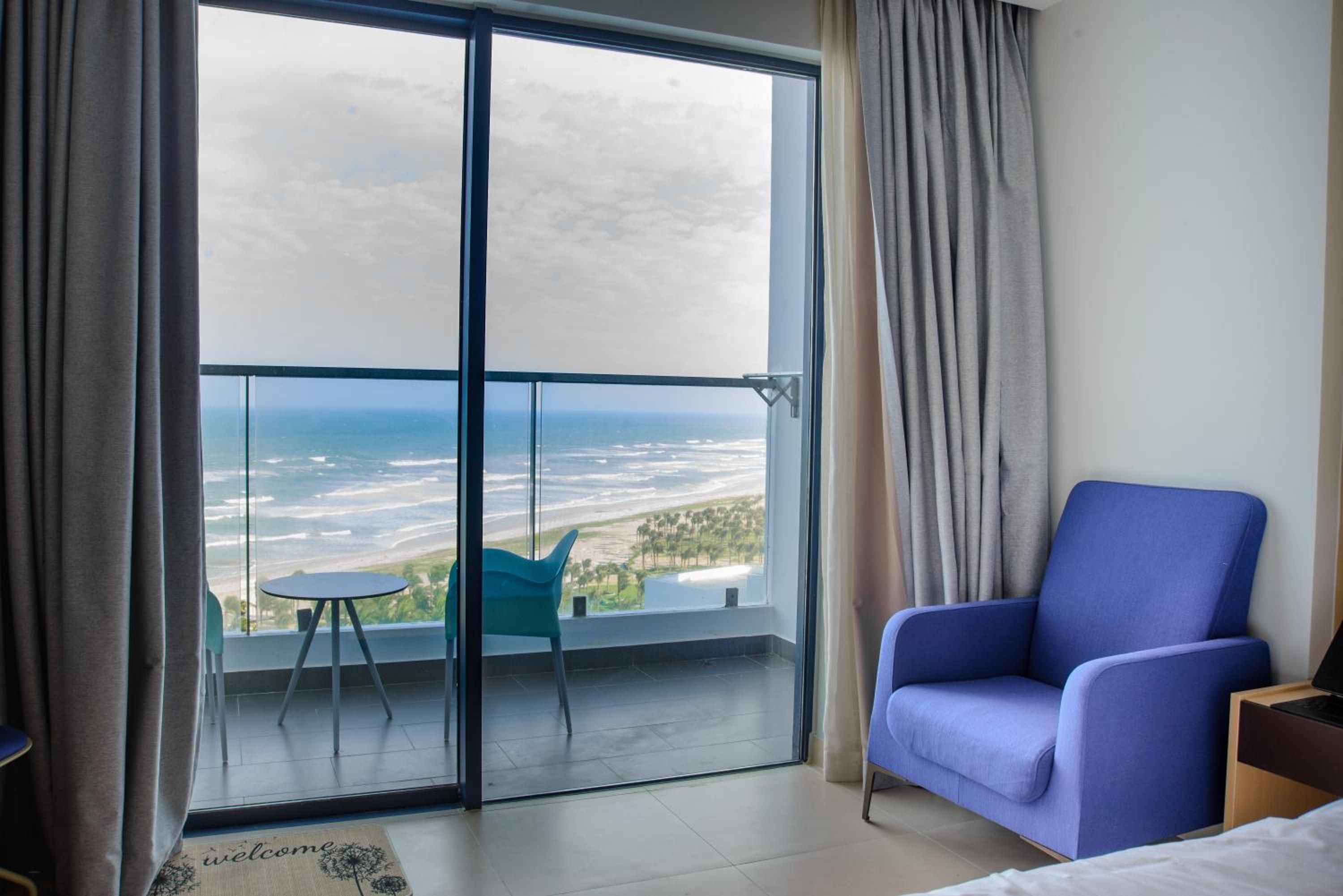 King Suite with Ocean View
