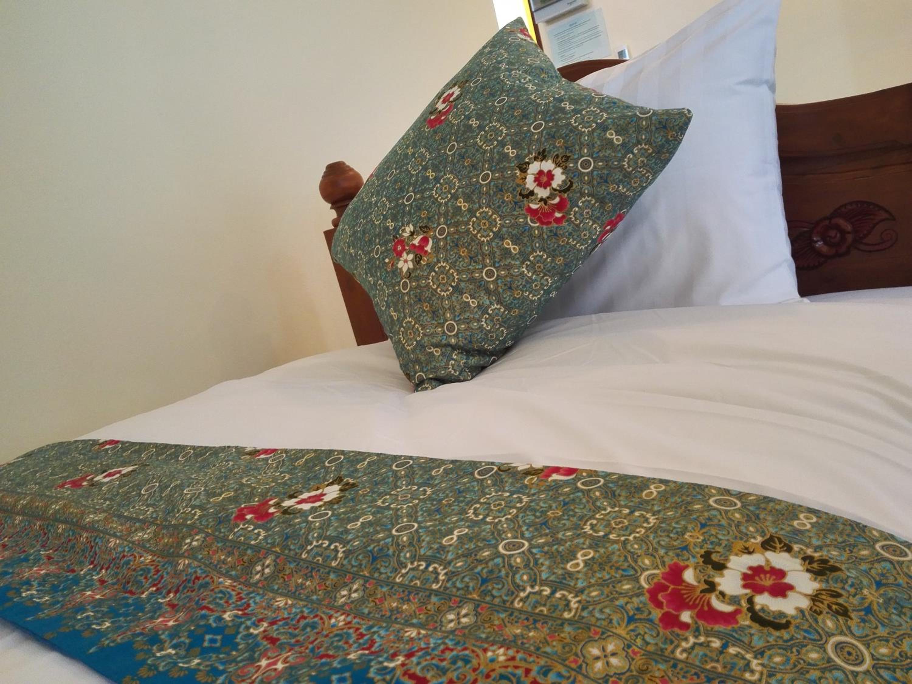 Standard Twin Room - Photo 2