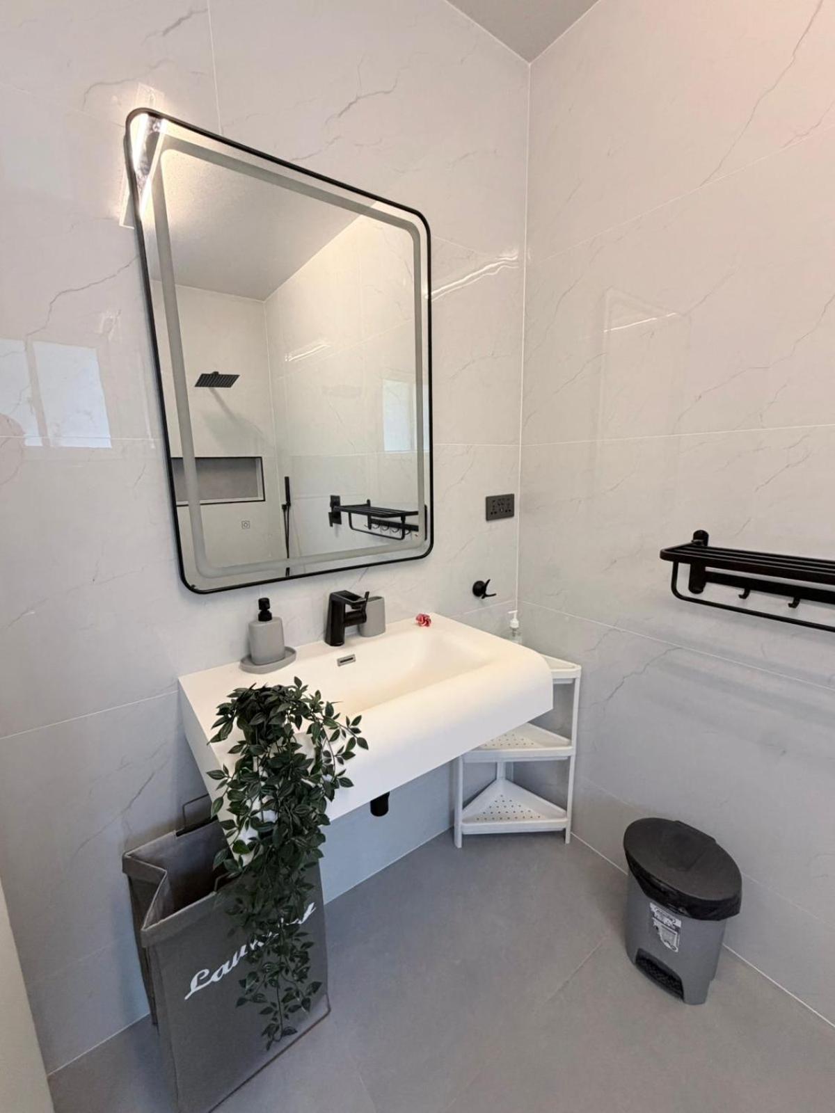 Three-Bedroom Villa photo 1