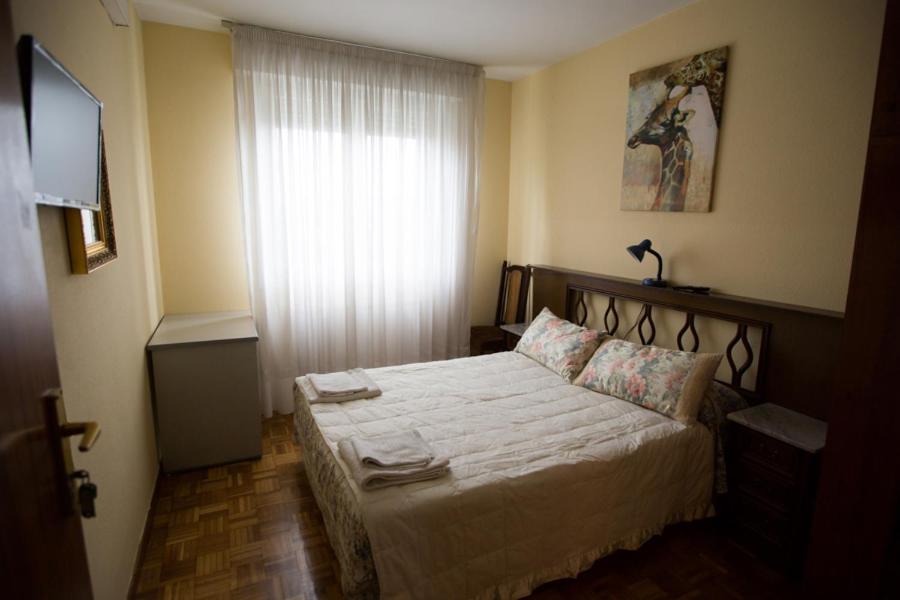 Deluxe Double Room with Shower photo 3