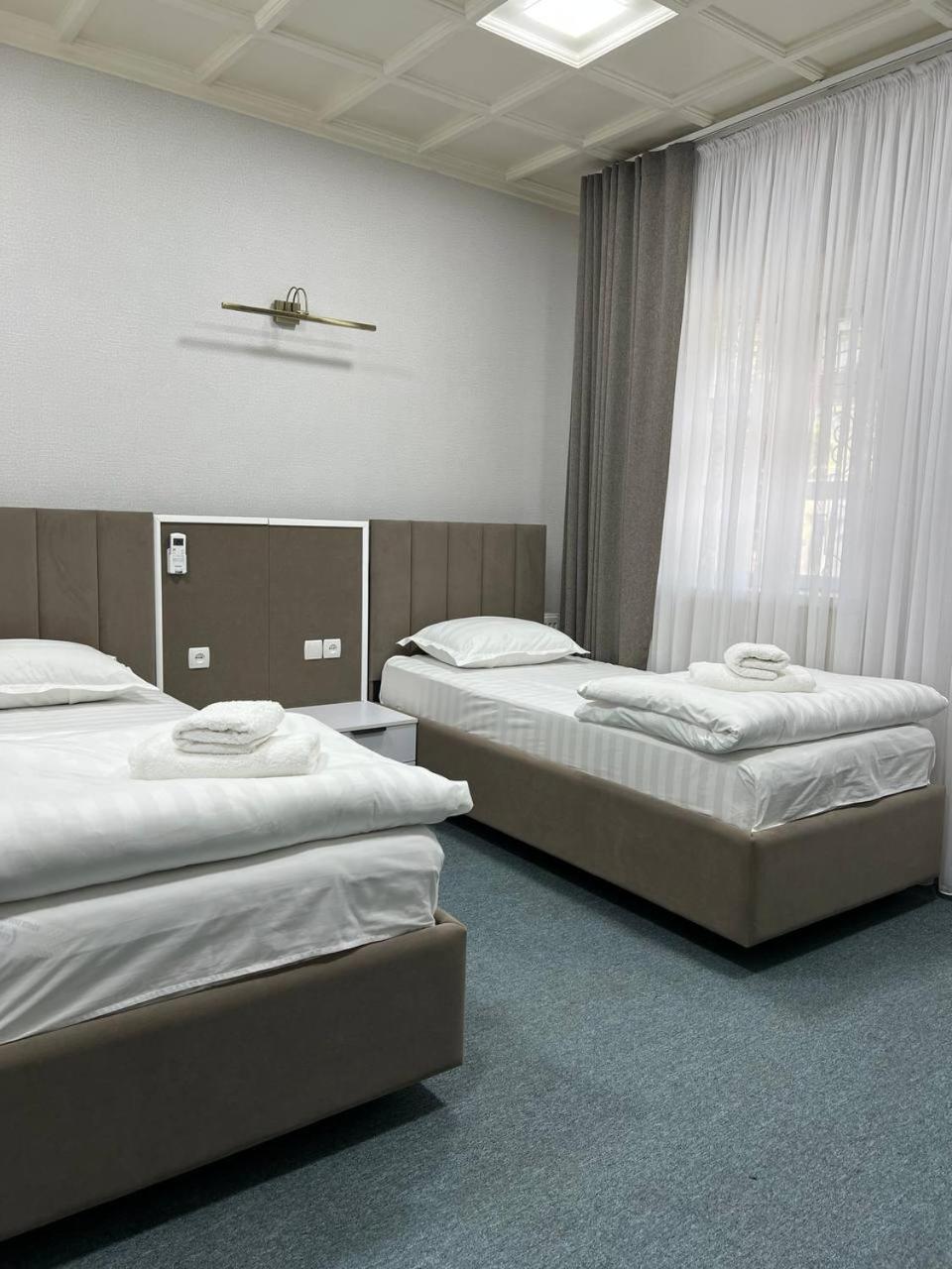 Deluxe Twin Room photo 3