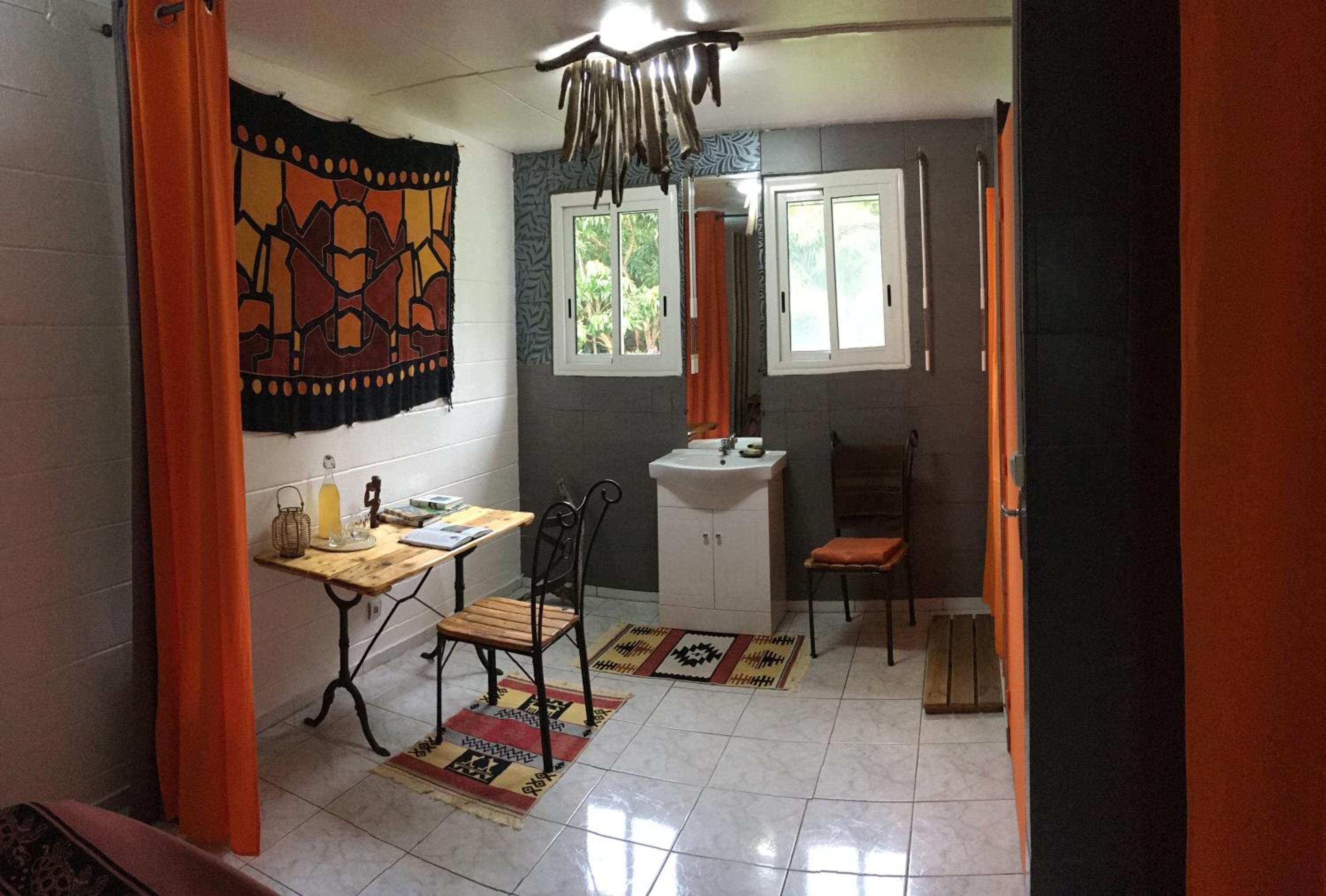 Double Room with Garden View - Photo 3