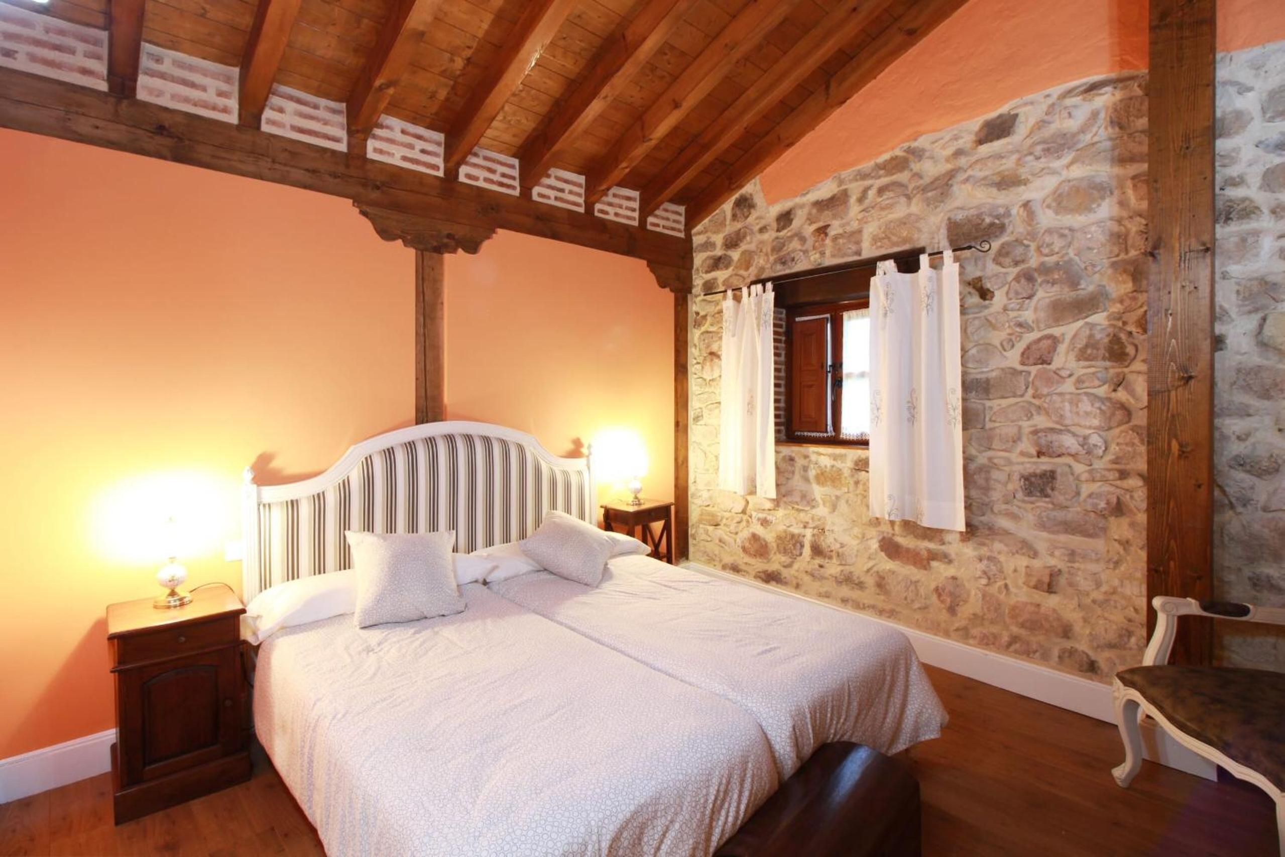 Single Bed in Female Dormitory Room photo 3