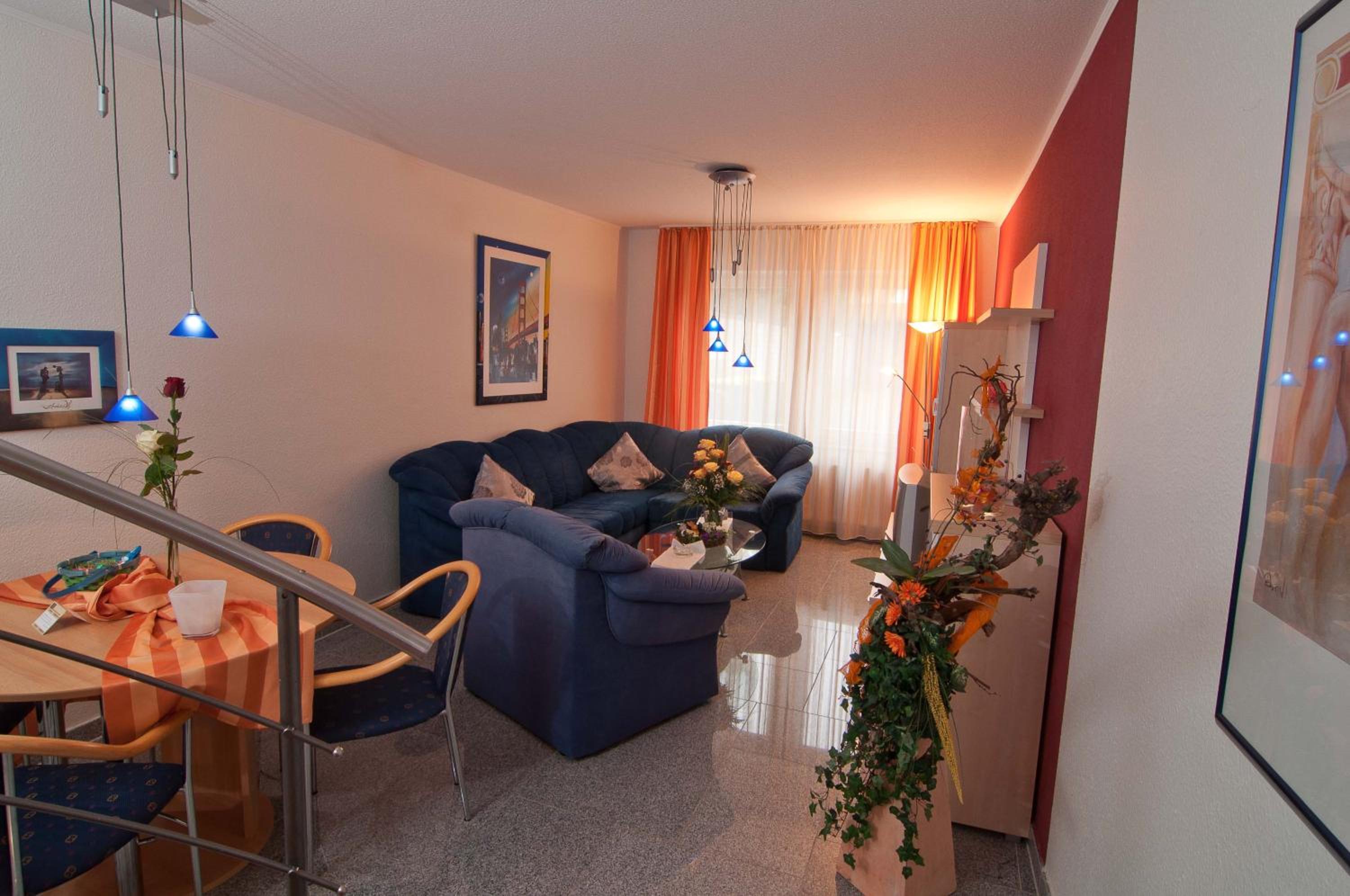 One-Bedroom Apartment - Photo 7