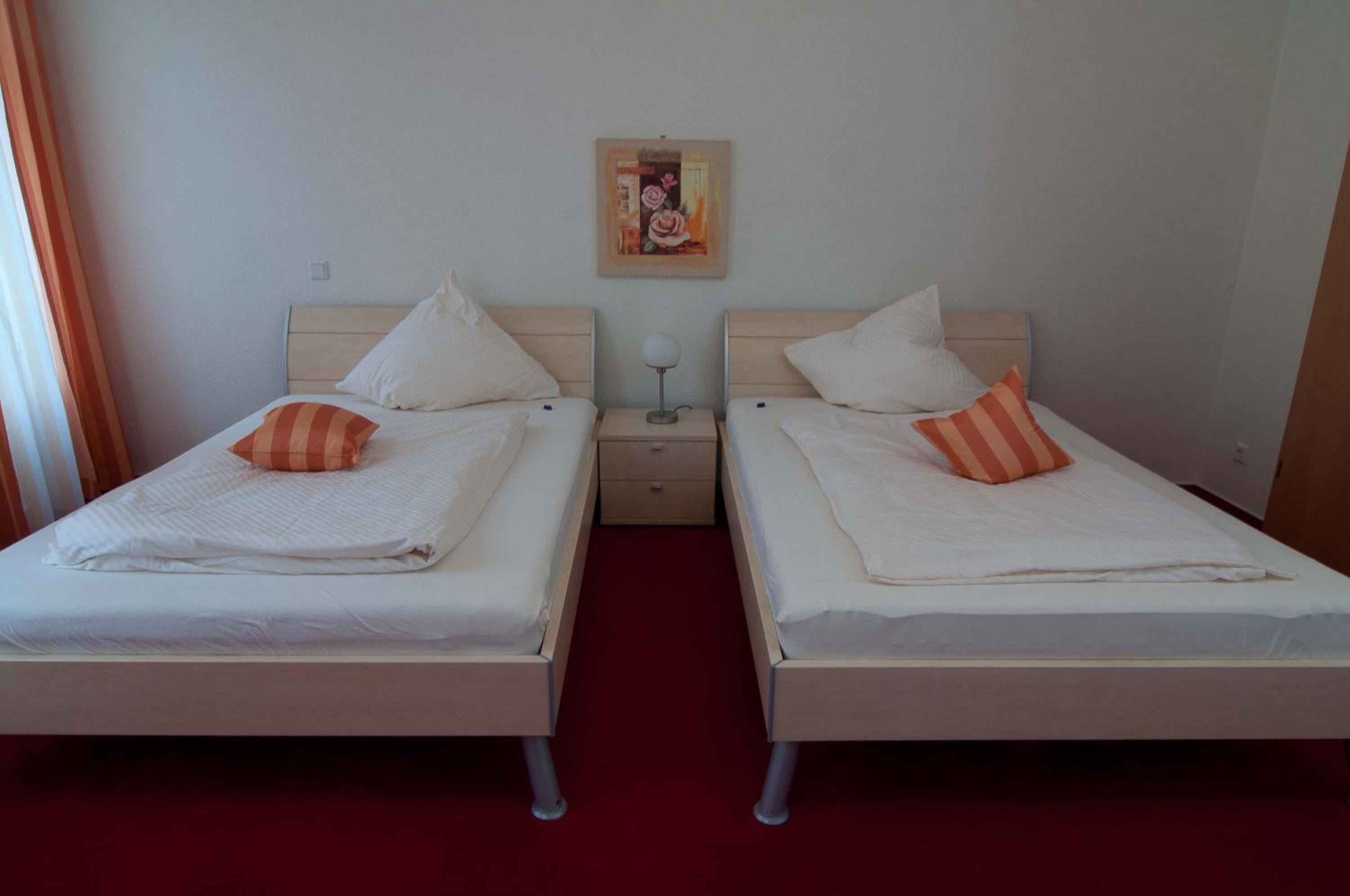 One-Bedroom Apartment - Photo 20
