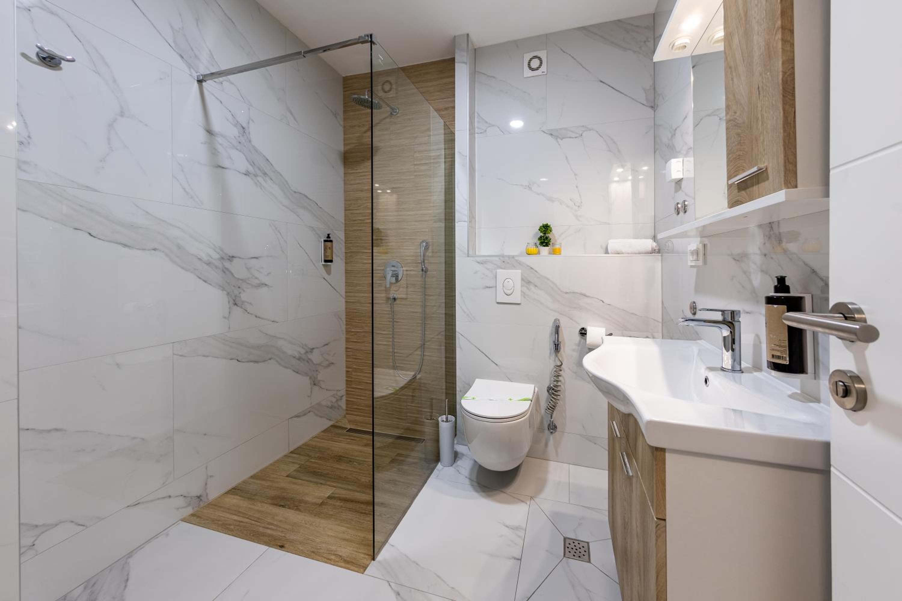 Superior Triple Room photo 3
