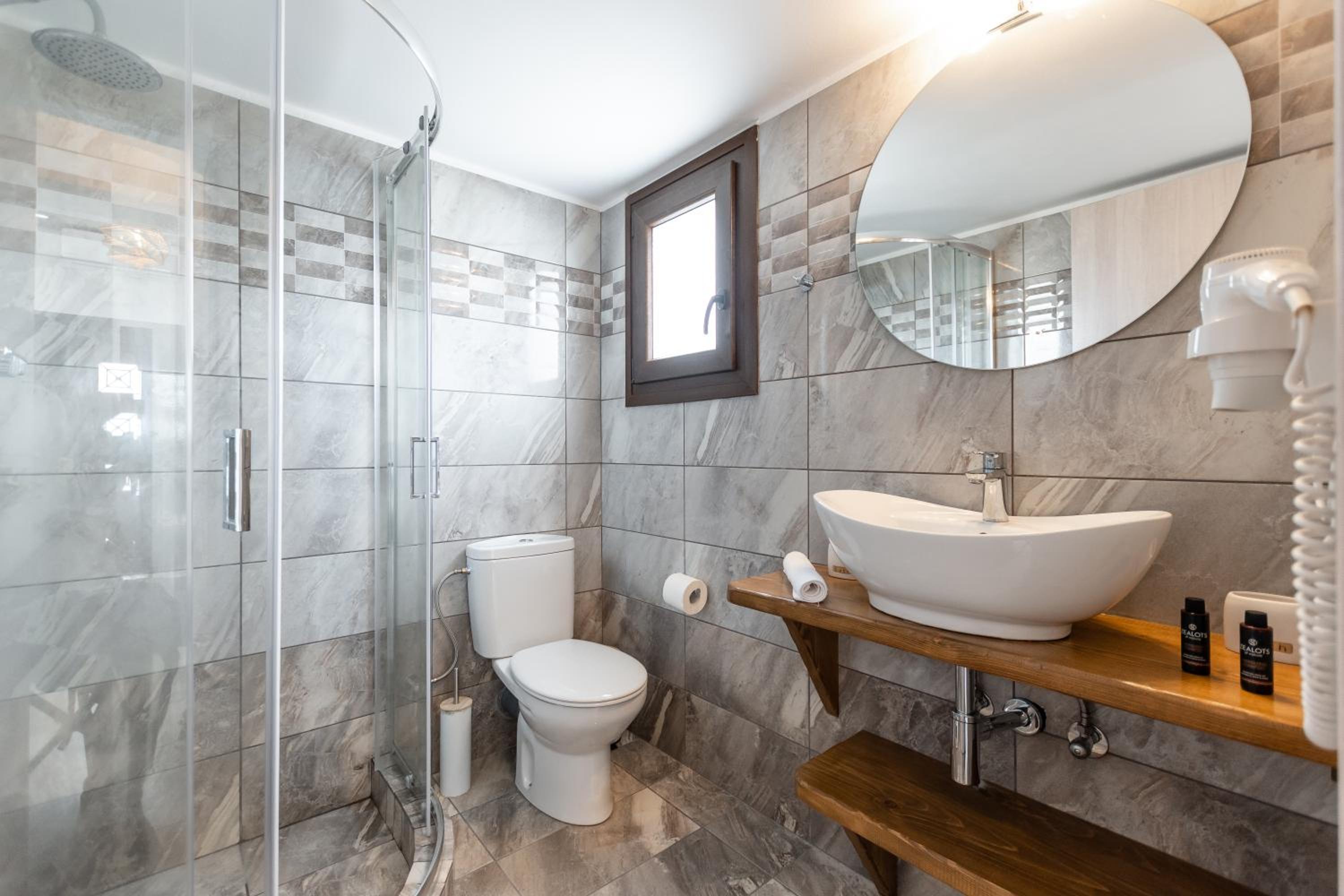 Executive Suite photo 2