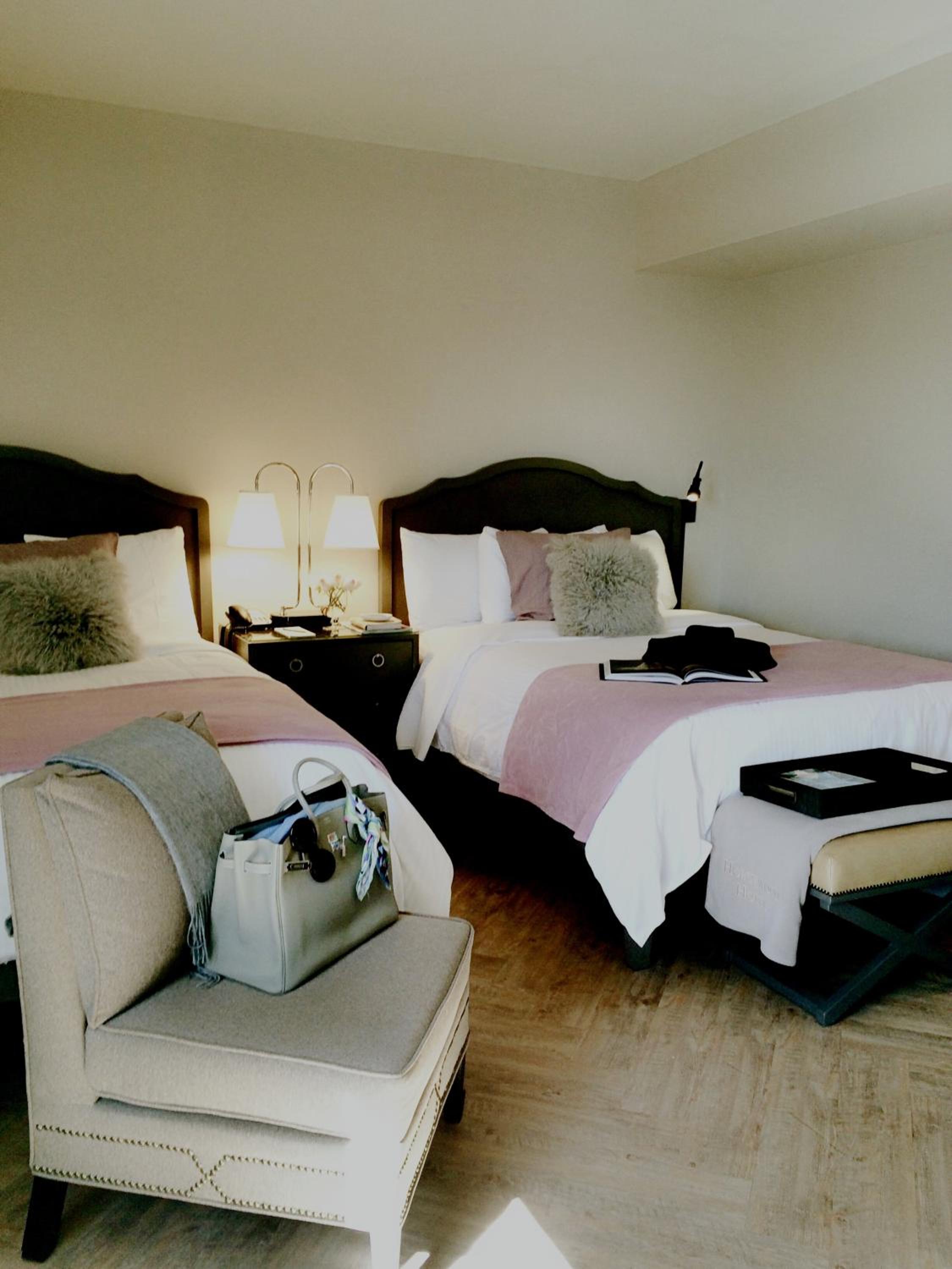 Deluxe Queen Room with Two Queen Beds