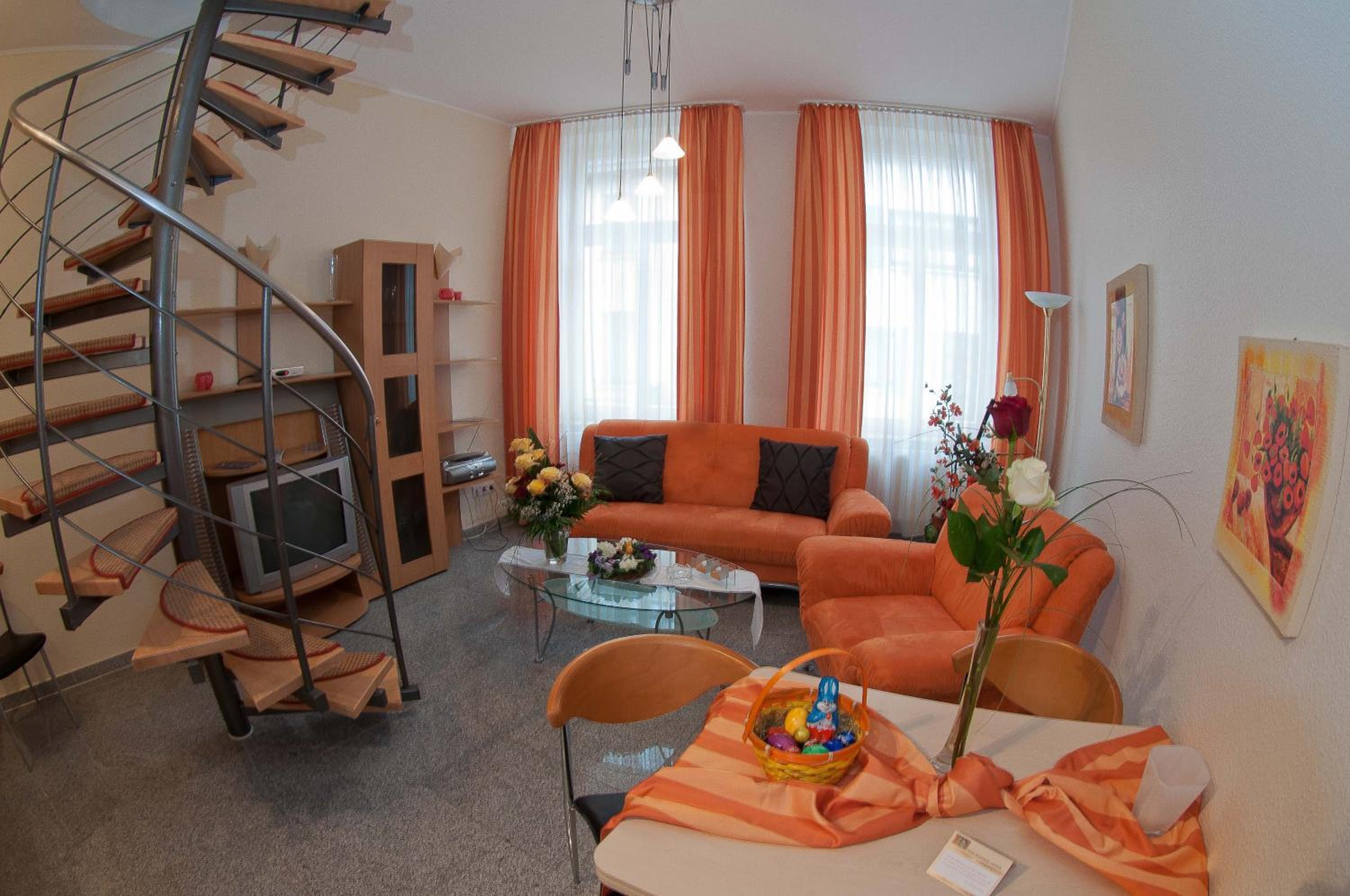 One-Bedroom Apartment - Photo 9
