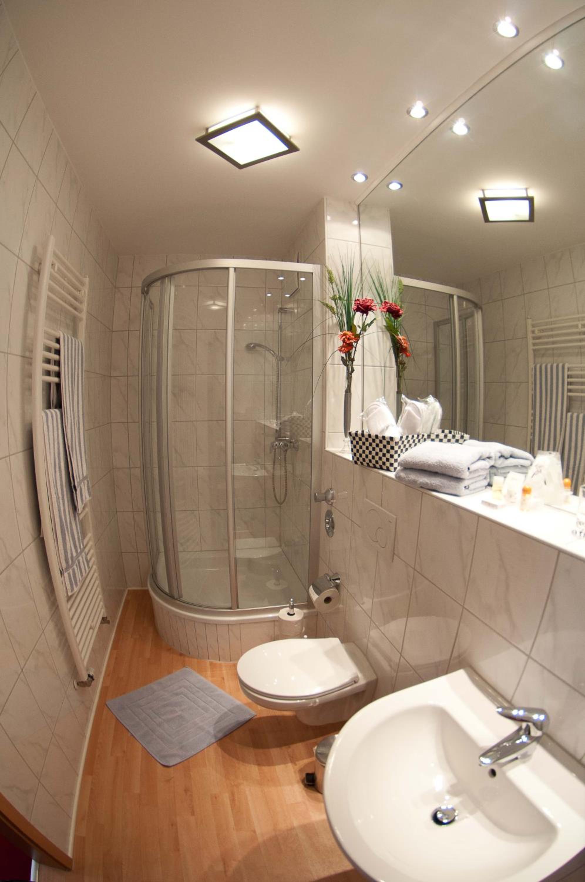 One-Bedroom Apartment - Photo 10