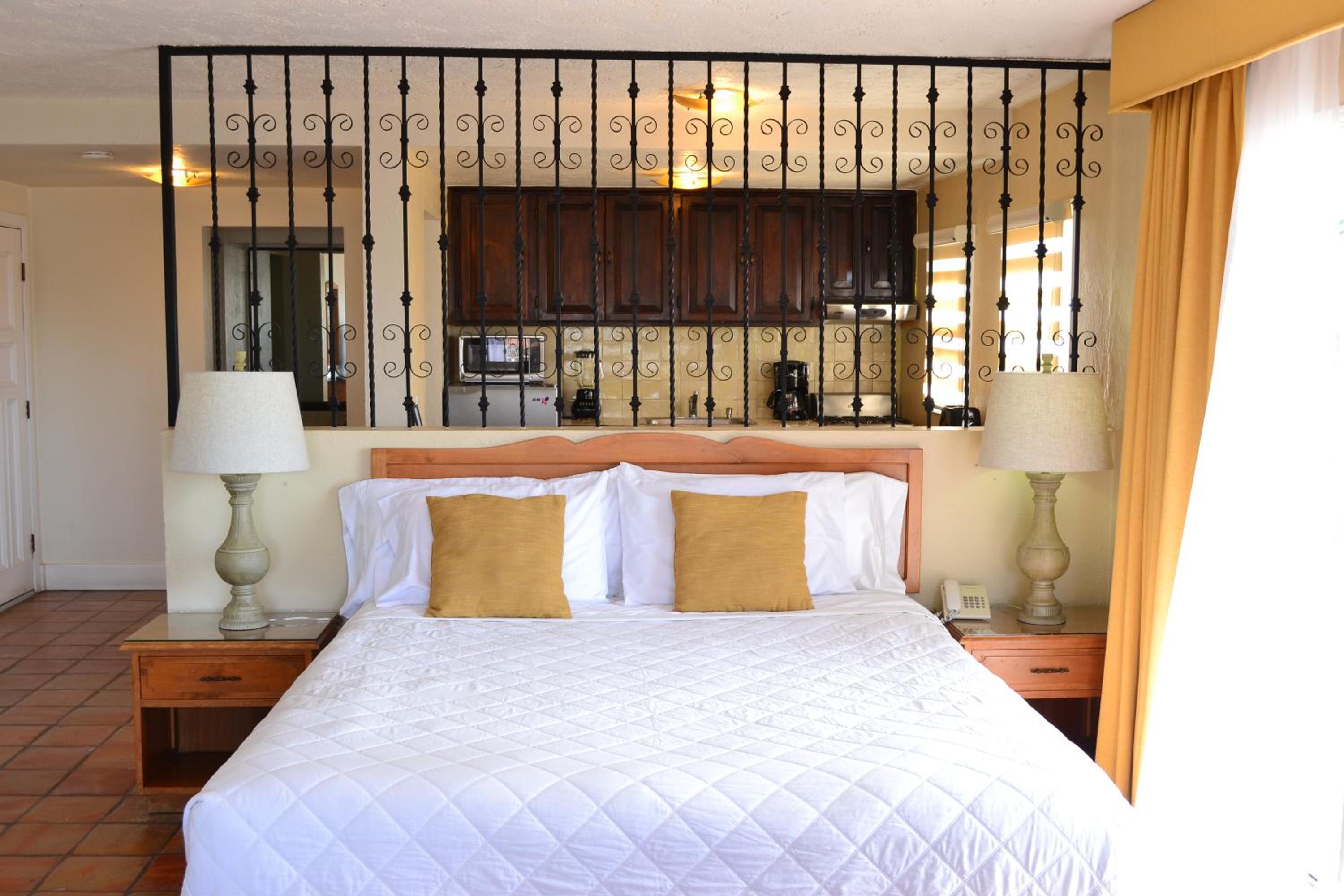 Junior Suite with Kitchen