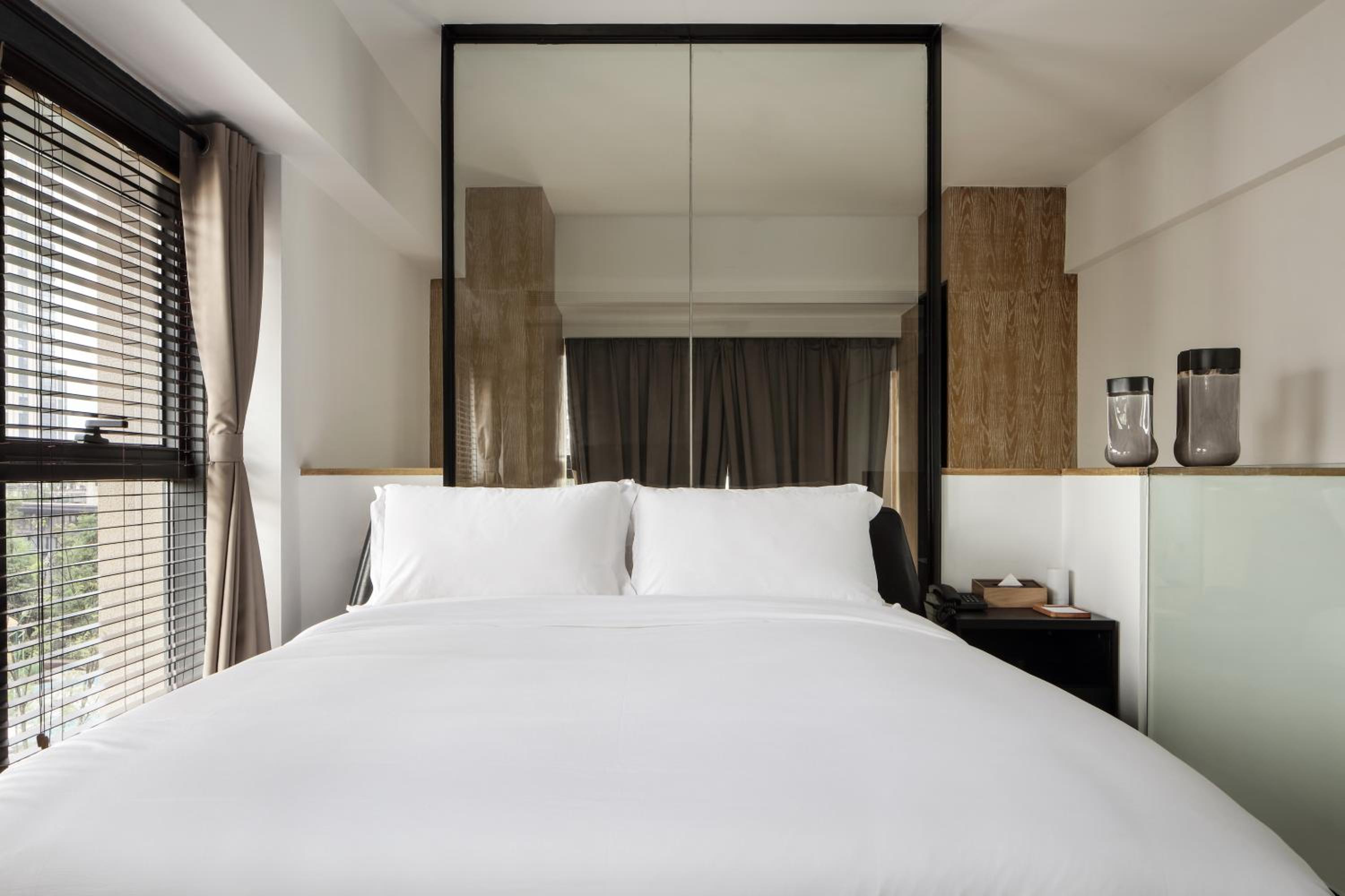 Double Room - Photo 8