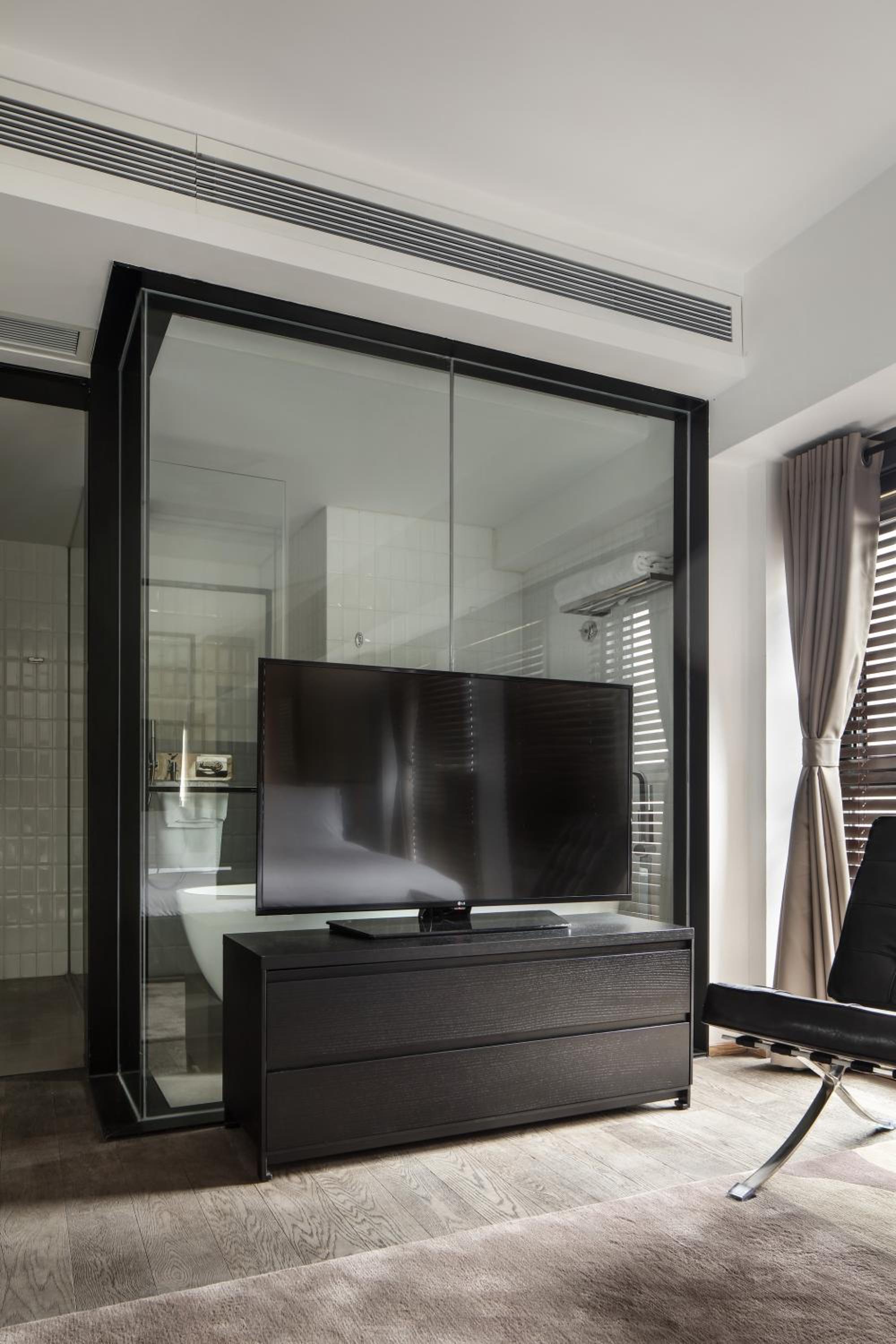 Double Room - Photo 9