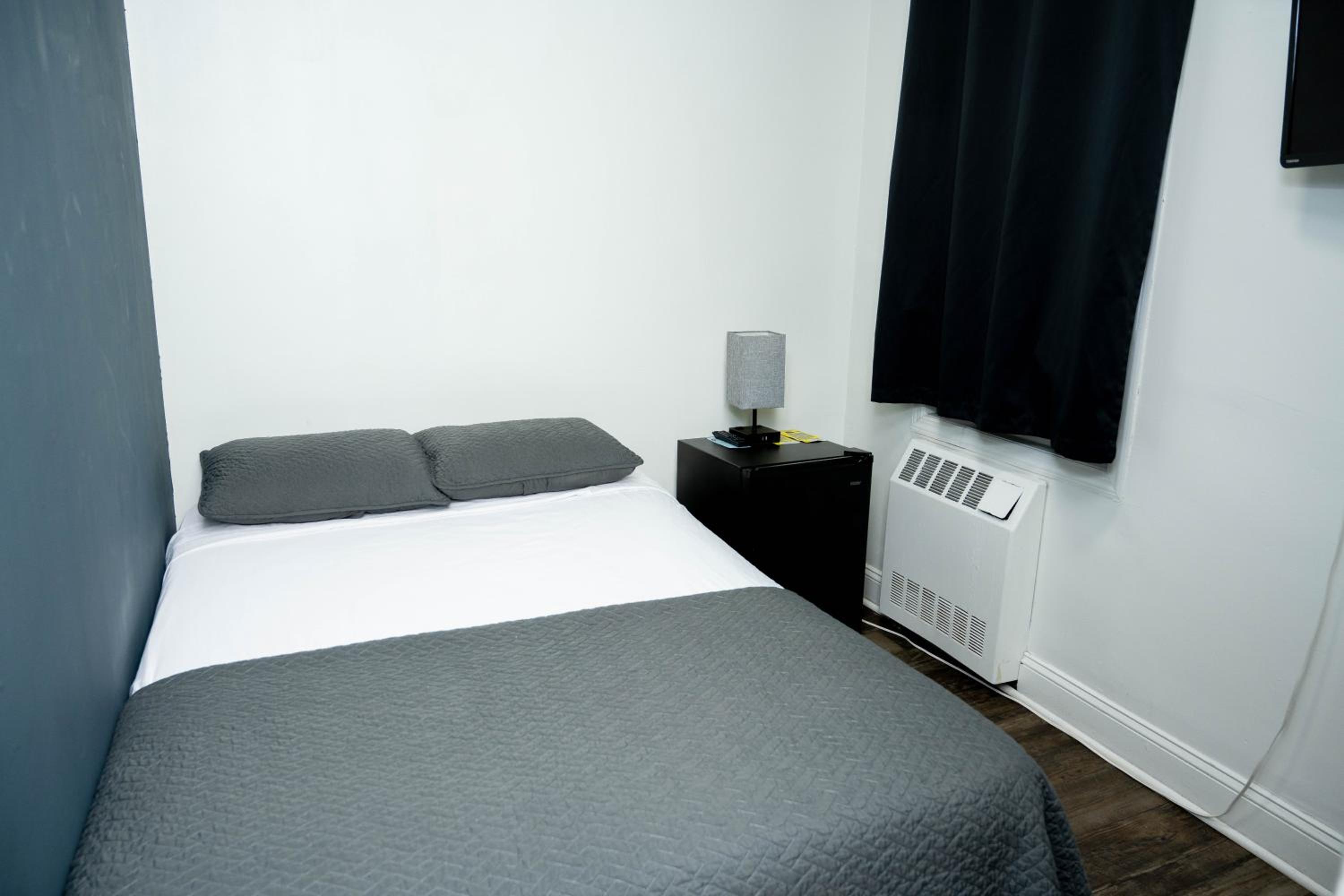 Standard Double Room photo 3