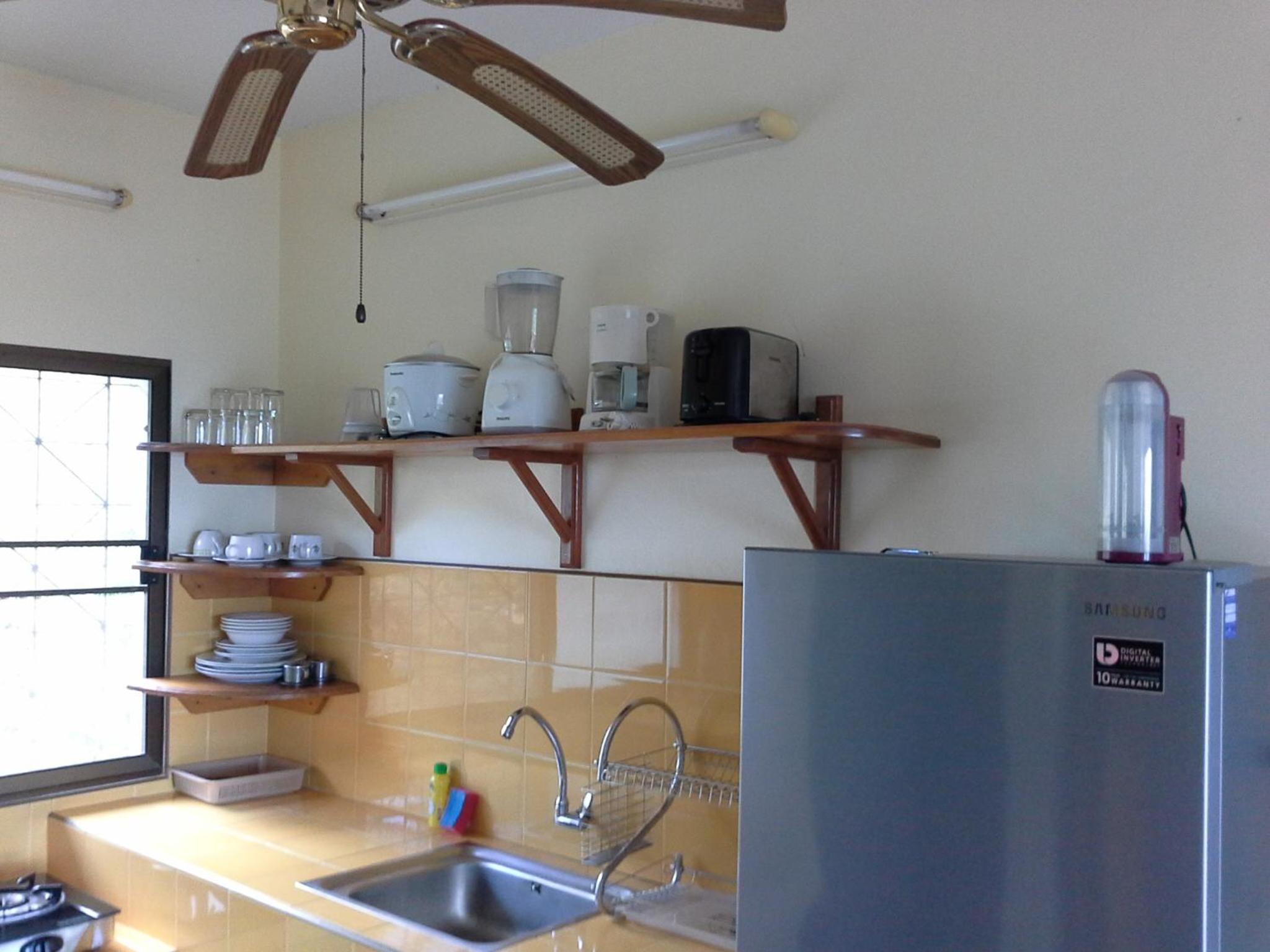 One-Bedroom Apartment - Photo 4